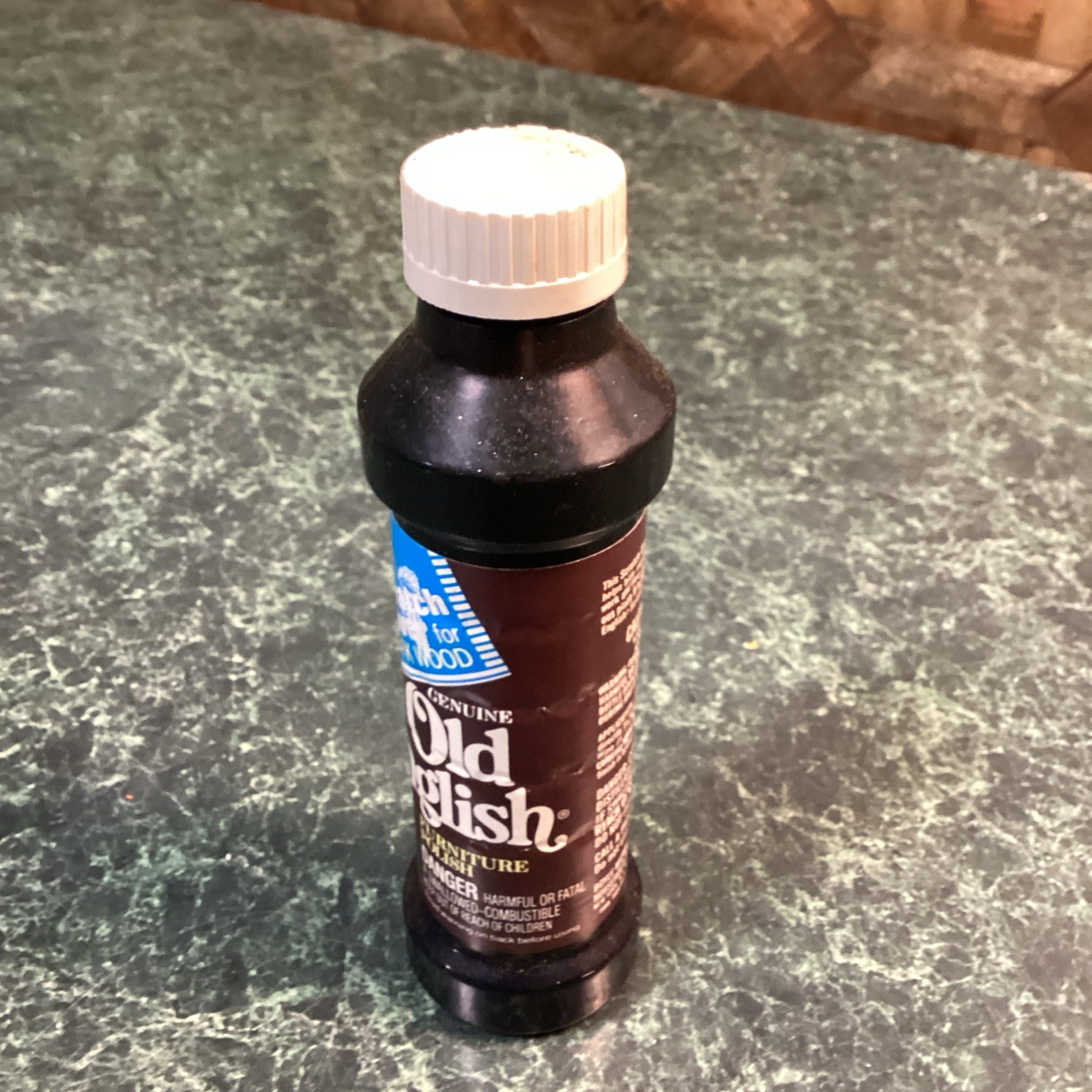 Genuine Old English 1989 Scratch Cover For Dark Woods – 8oz Bottle, Wood Polish