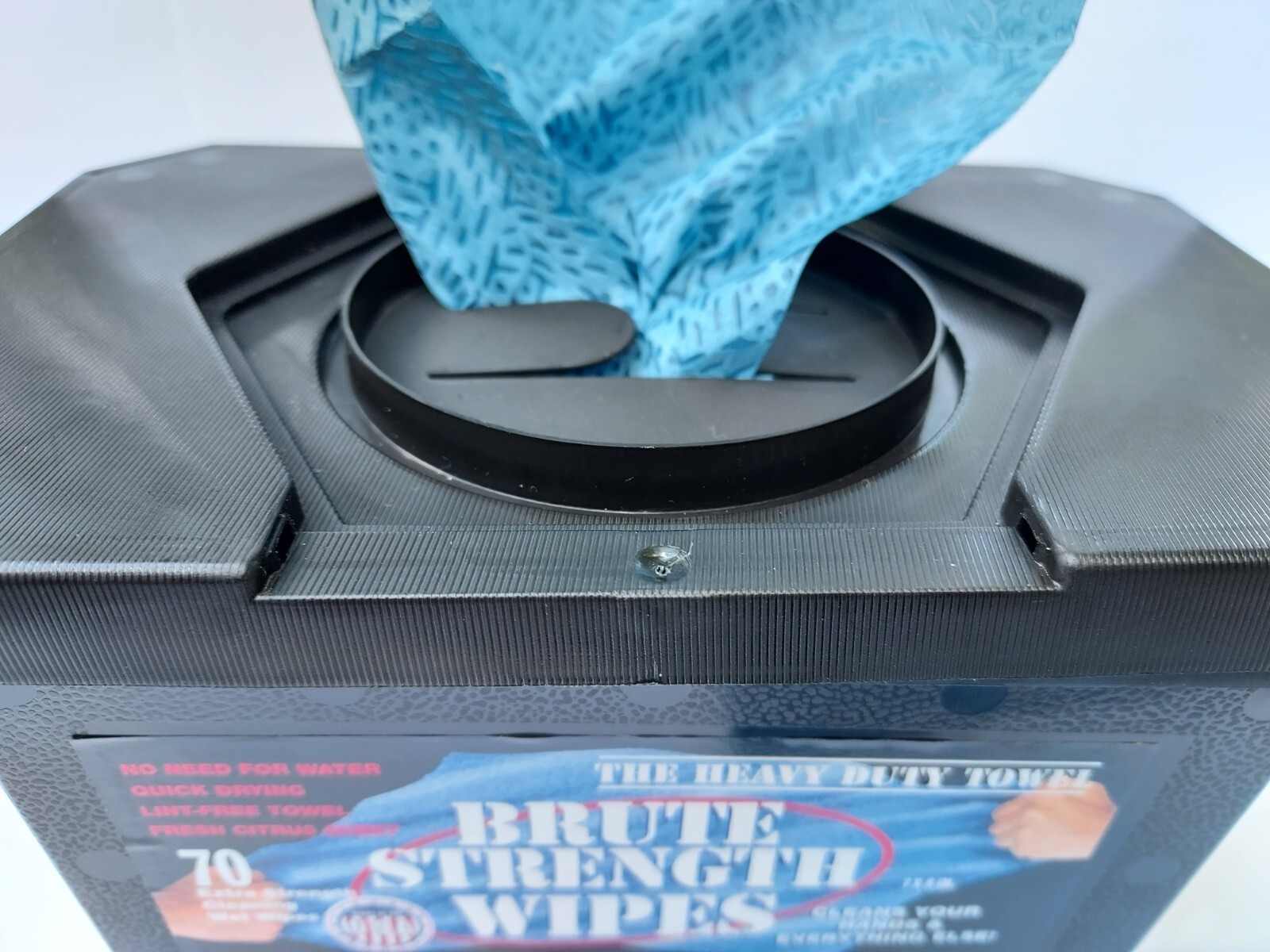 Brute Strength Wipes with BZK 12 pack for cleaning mold and mildew-ink, grease