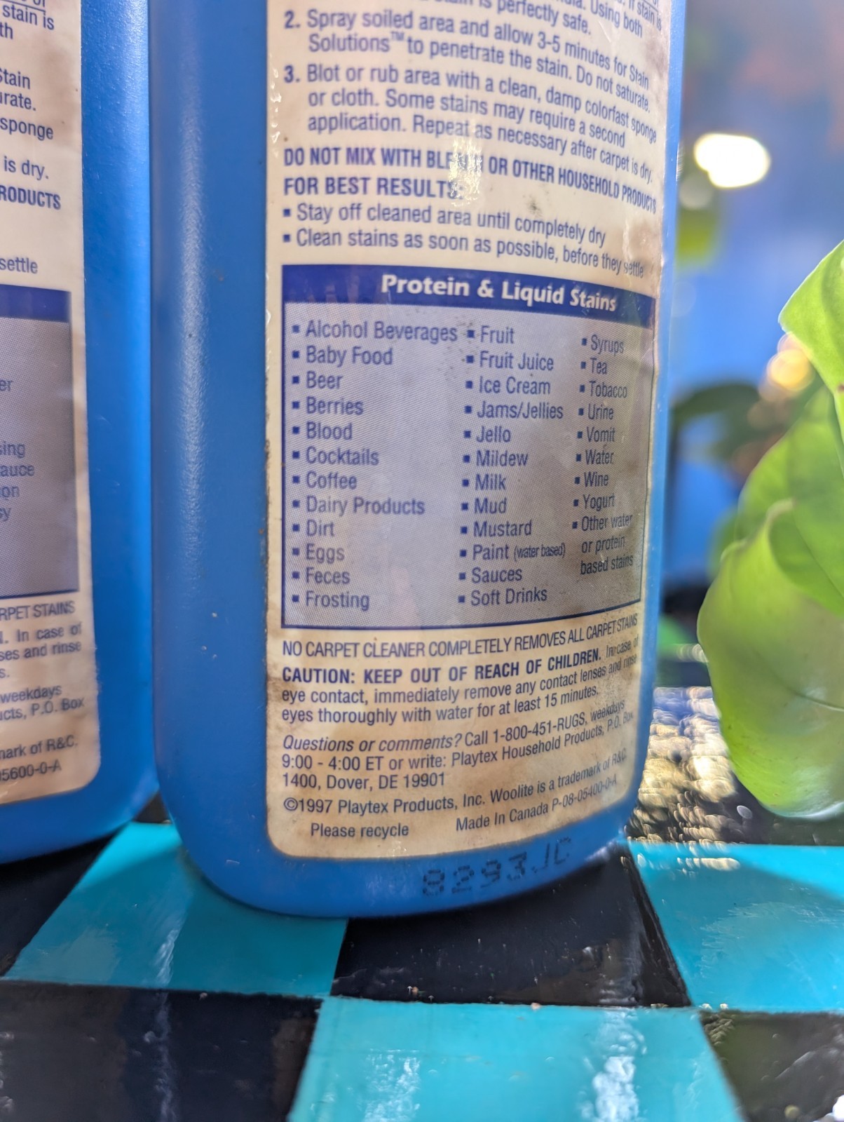 Woolite Stain Solutions Liquid Carper Cleaner Oil Protein 90s Movie Prop VTG