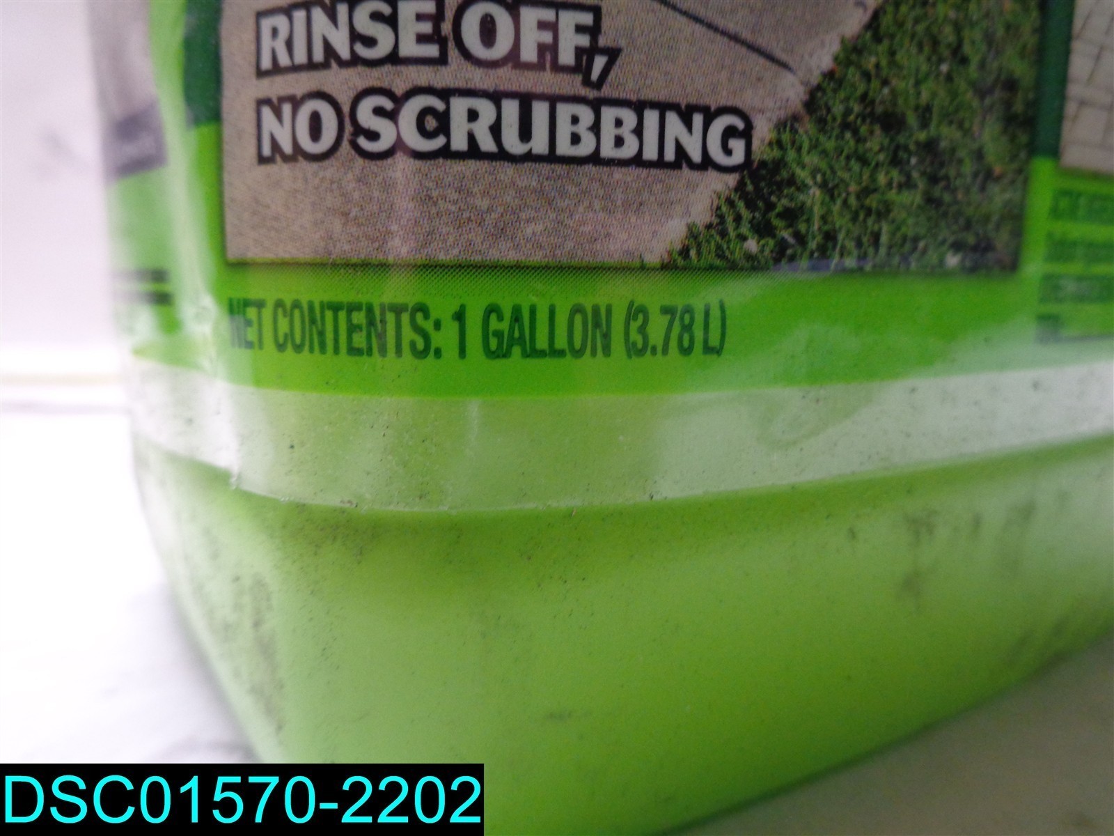 QTY=4 GAL:(1 GAL X 4) Mold Armor FG504 Concrete Driveway & Sidewalk Cleaner
