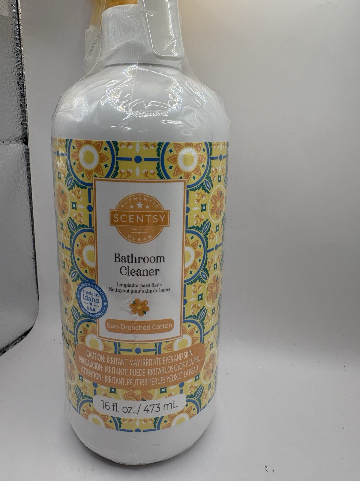 Scentsy Bathroom Cleaner Sun-Drenched Cotton 16oz New Sealed