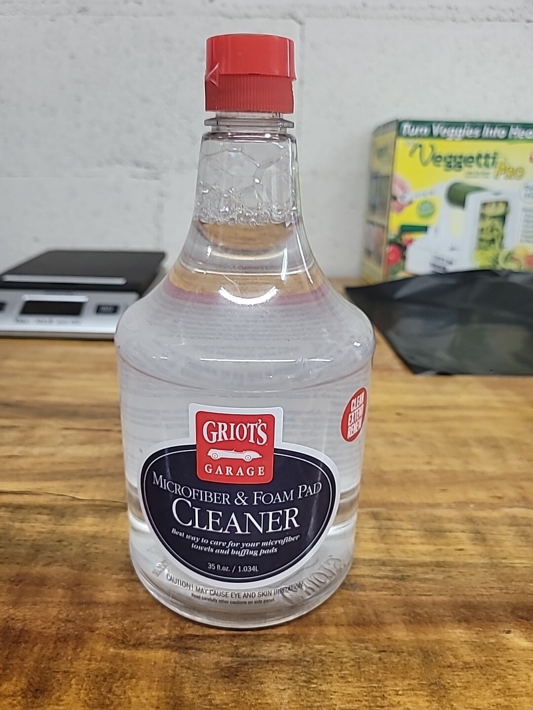 Griot’s Garage 11078 Micro Fiber and Foam Pad Cleaner 35oz