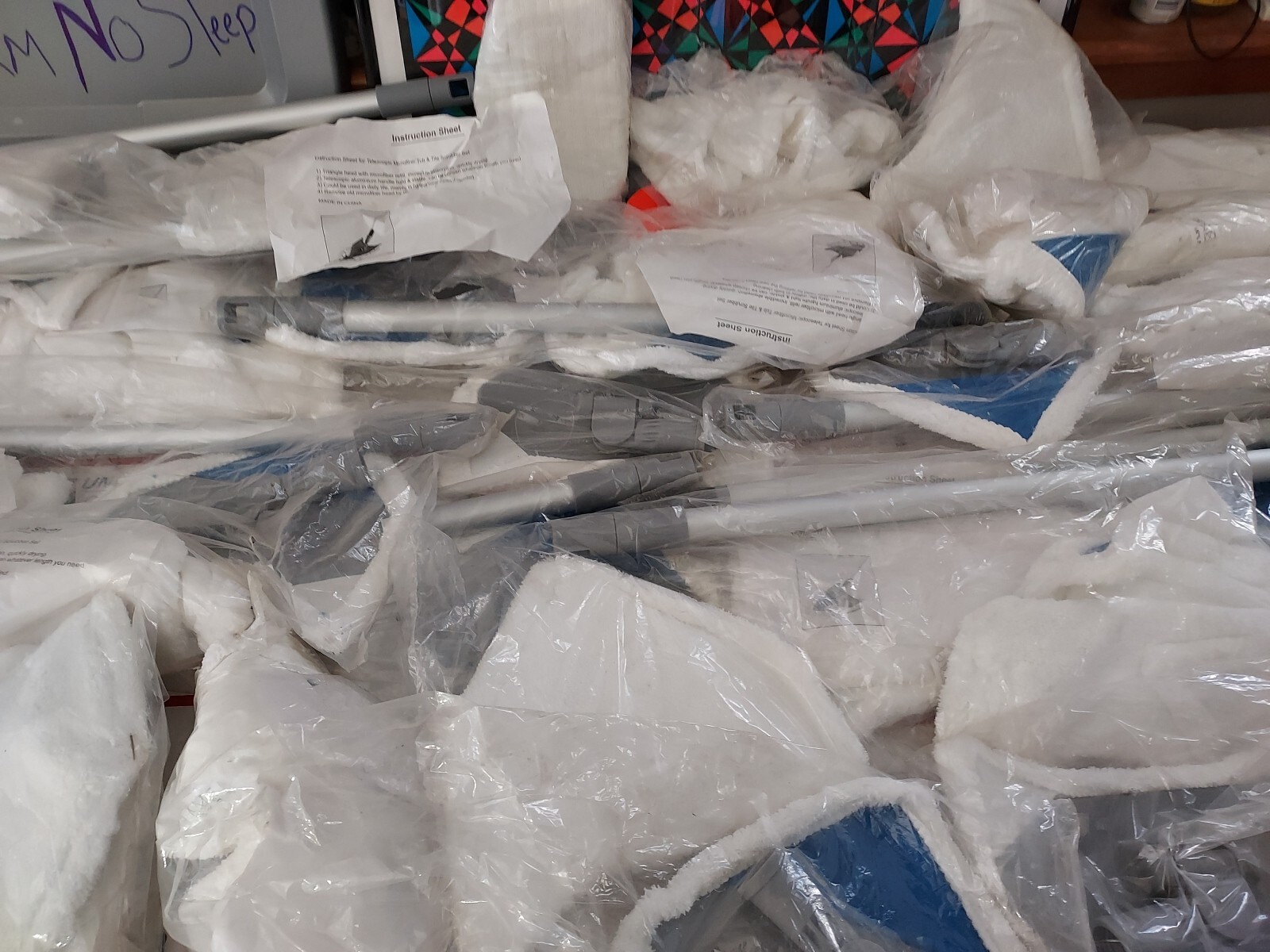 Lot Of 25 Pieces Extendable Tub And Tile Scrubber + Heads See Photos T3#79