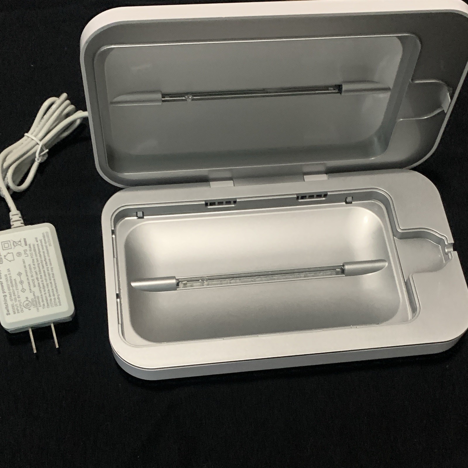 SUPER HERO UV Light Sterilizer Box w/ Power Adapter, MPN GTA62-0502100US