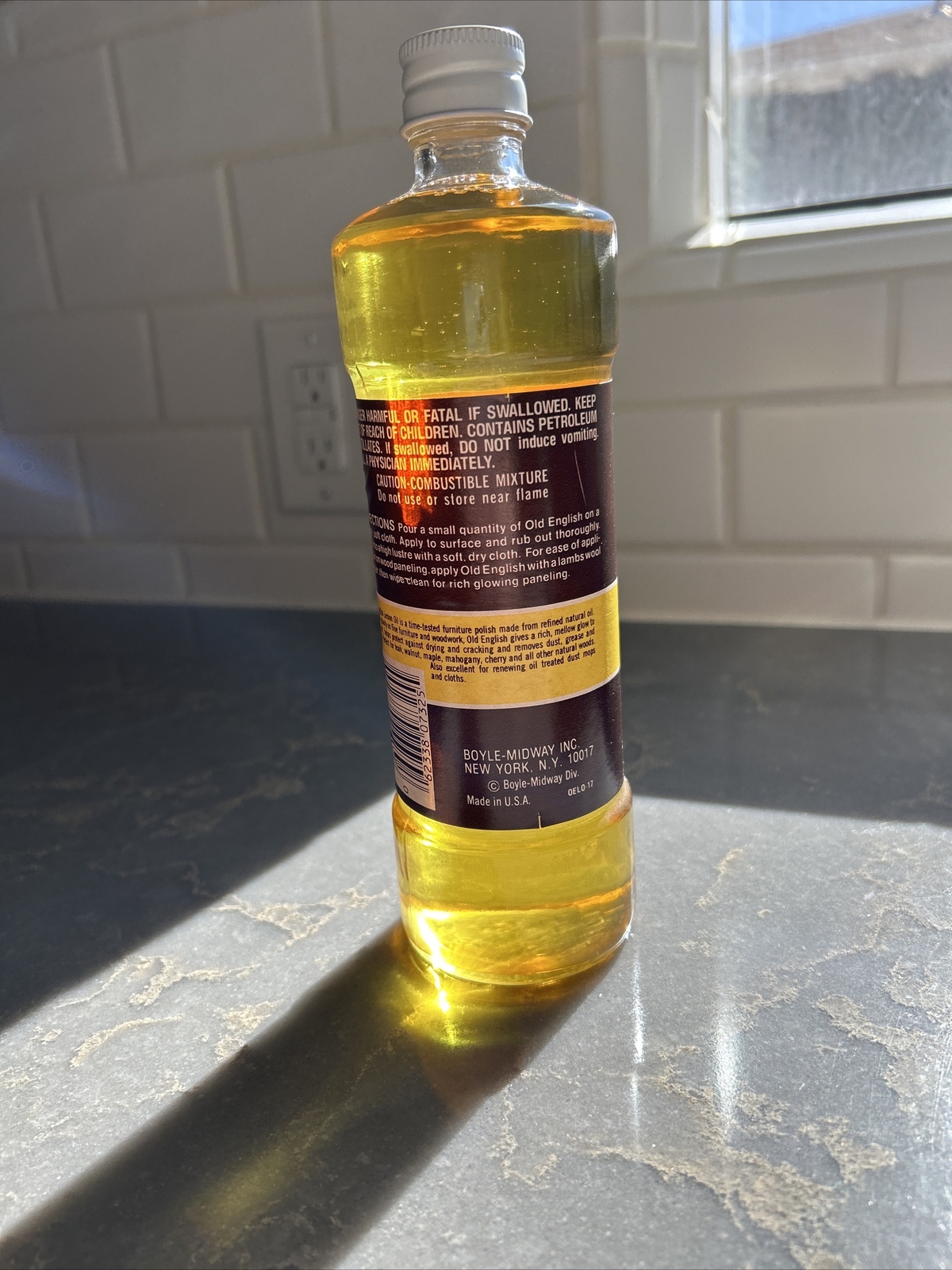 Old English Lemon Oil Furniture Polish FULL 16 Oz GLASS Bottle Vtg NEW PROP