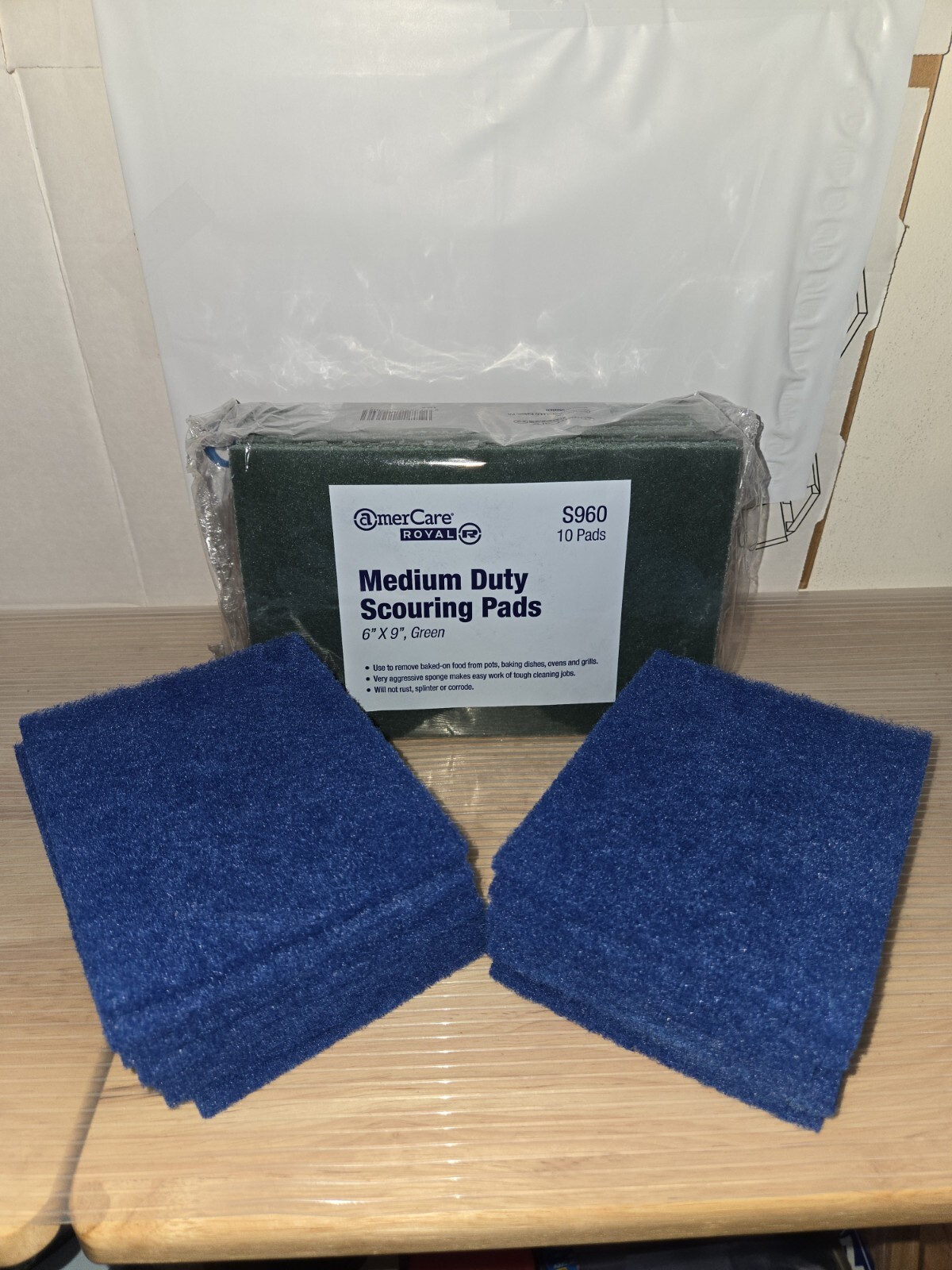 Medium Duty Scouring Pads 25 Total Mixed Sizes 6″×9″ & 6″×4″
