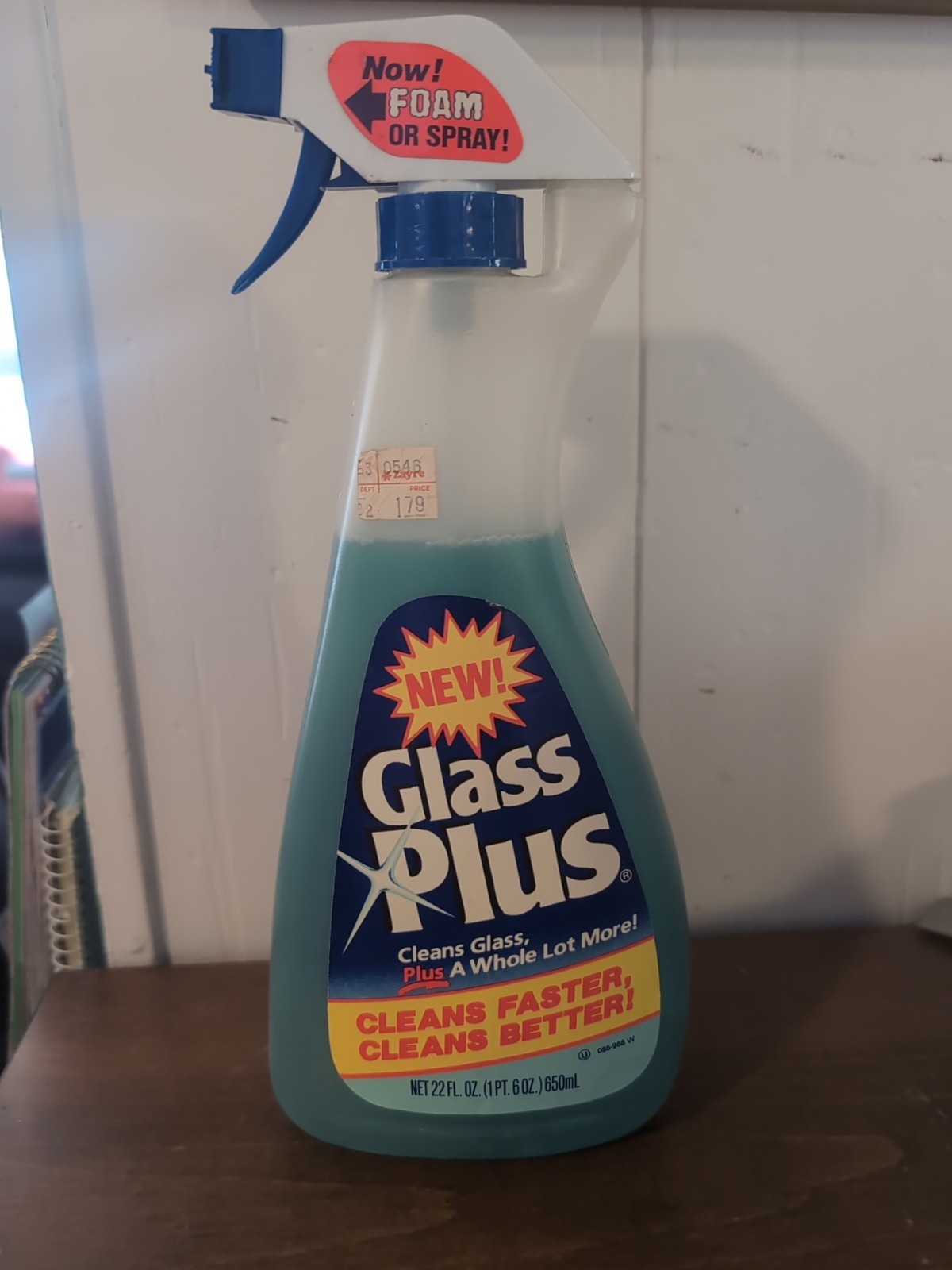 Vtg Glass Plus Glass Cleaner 22oz, 1988. Dow Brands