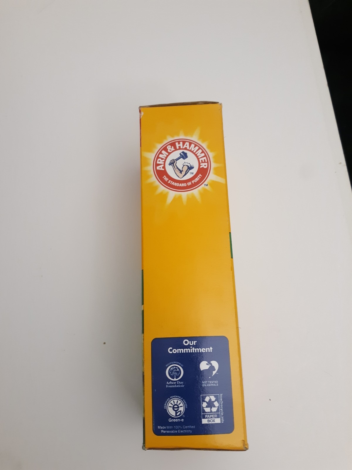 Arm & Hammer Extra Strength Carpet Odor Eliminator, 30-oz. Box