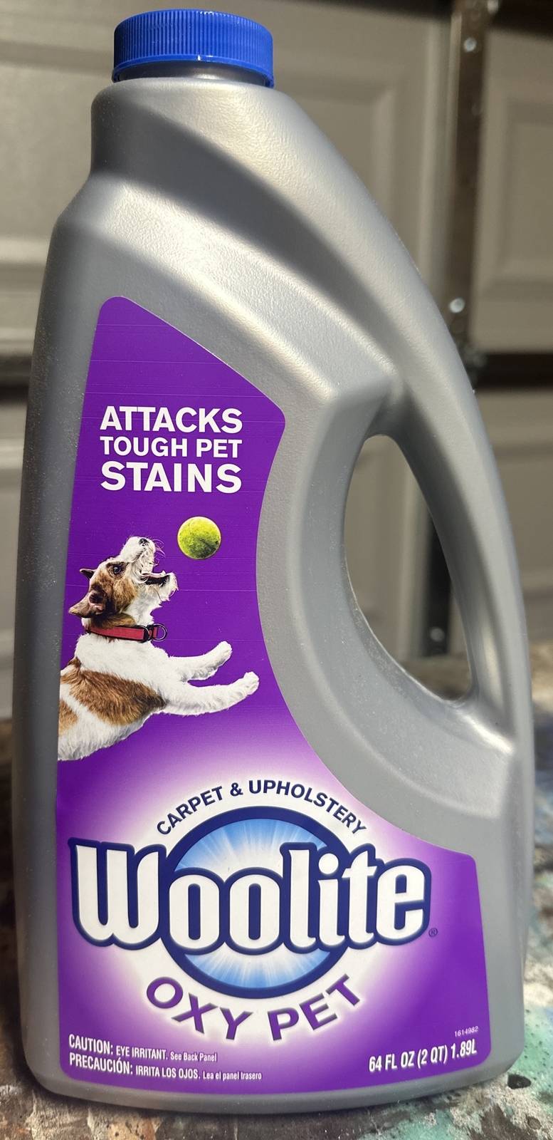Woolite Carpet & Upholstery Cleaner Oxy Pet 64 Fl Oz Attacks Stains