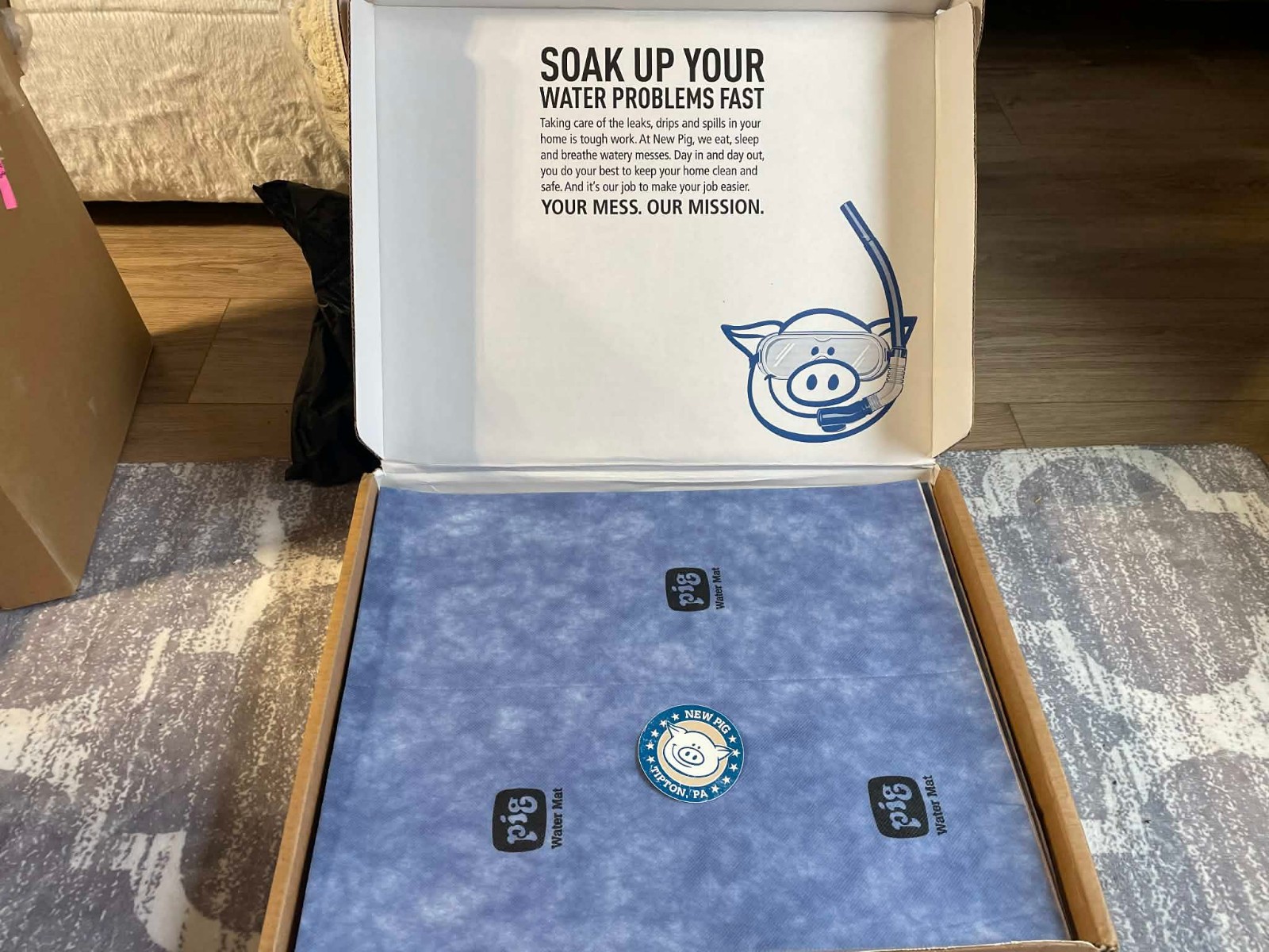 PIG Water Absorbent Mat | Reusable | 10 Pack | 15 W x 19 L | Blue and Black |