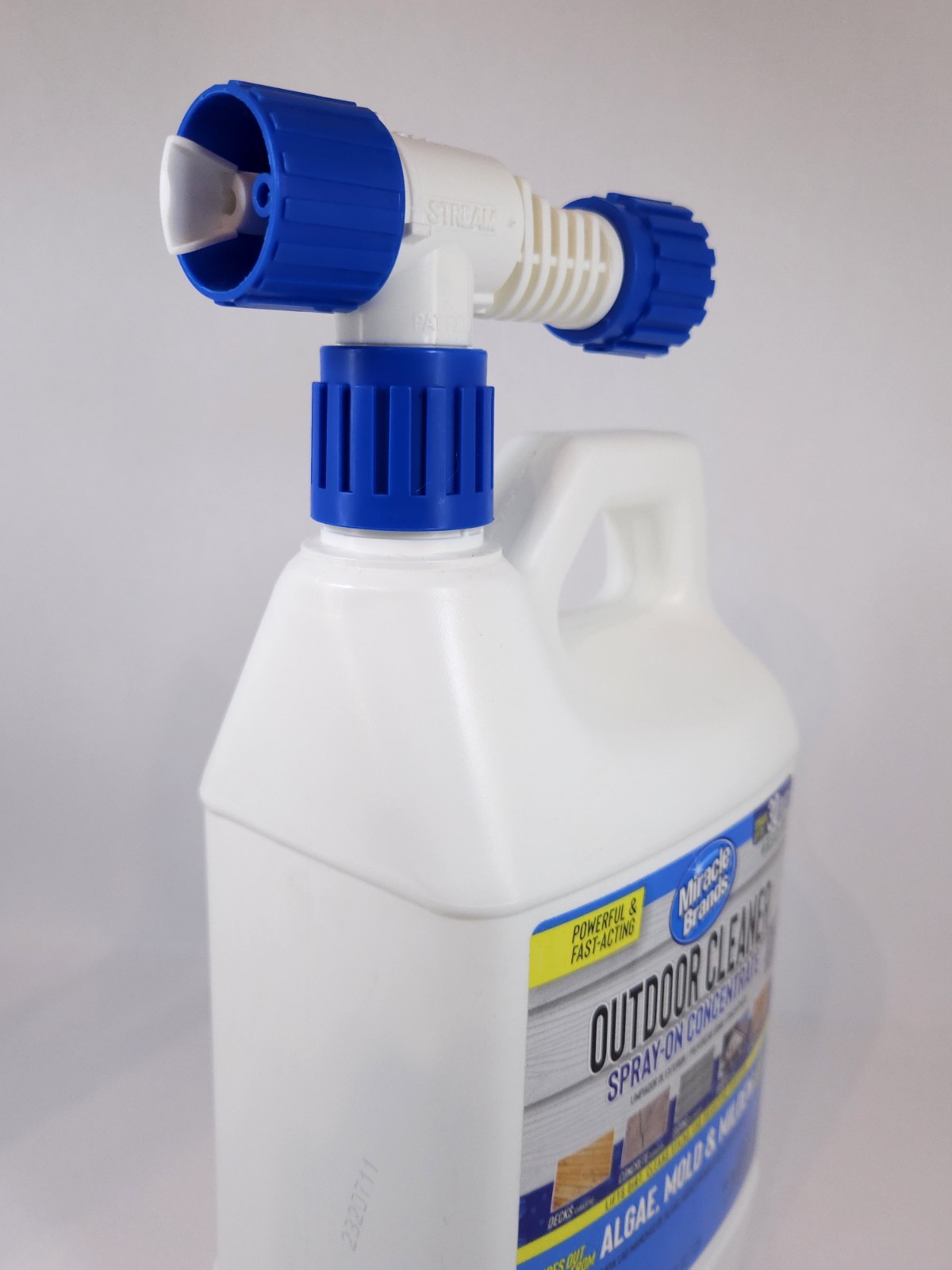 Outdoor Cleaner Spray-On Concentrate 64oz Algae Mold Mildew Stain Remover