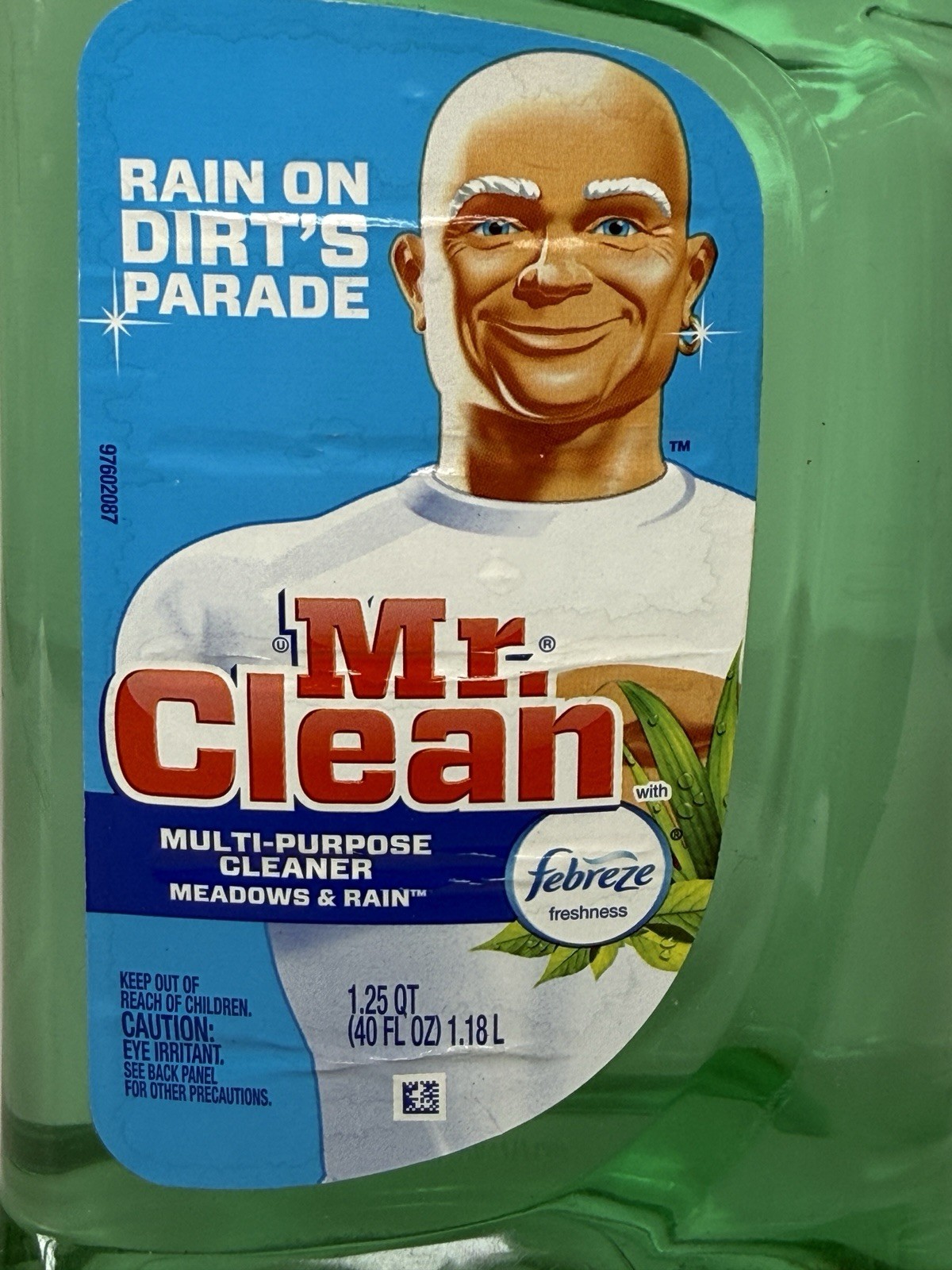 Mr. Clean Febreze Hawaiian Aloha & Meadow Rain Multi-Surface Cleaner Set 40oz