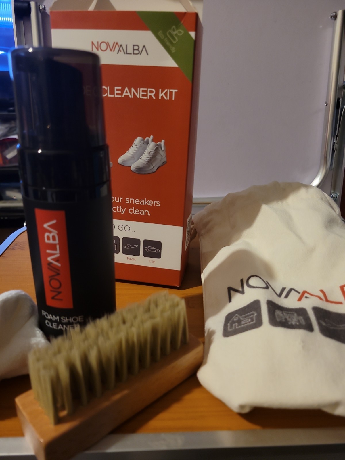 Essential Shoe Cleaner Kit (5 fl oz) Premium Foam Solution For Leather Suede New