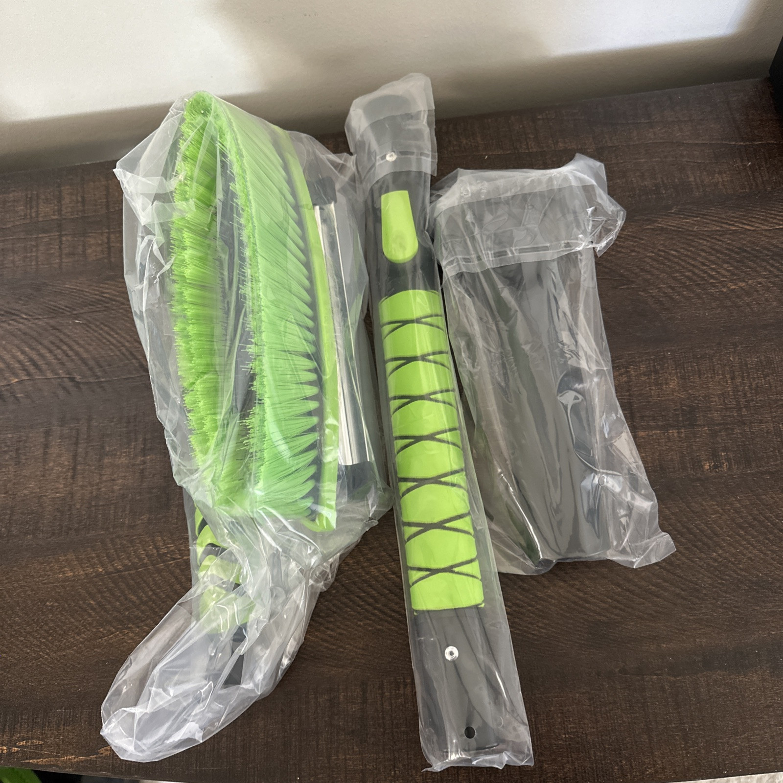 42″ Snow Brush- 3 in 1 Extendable Brush with Squeegee and Detachable Ice Scraper
