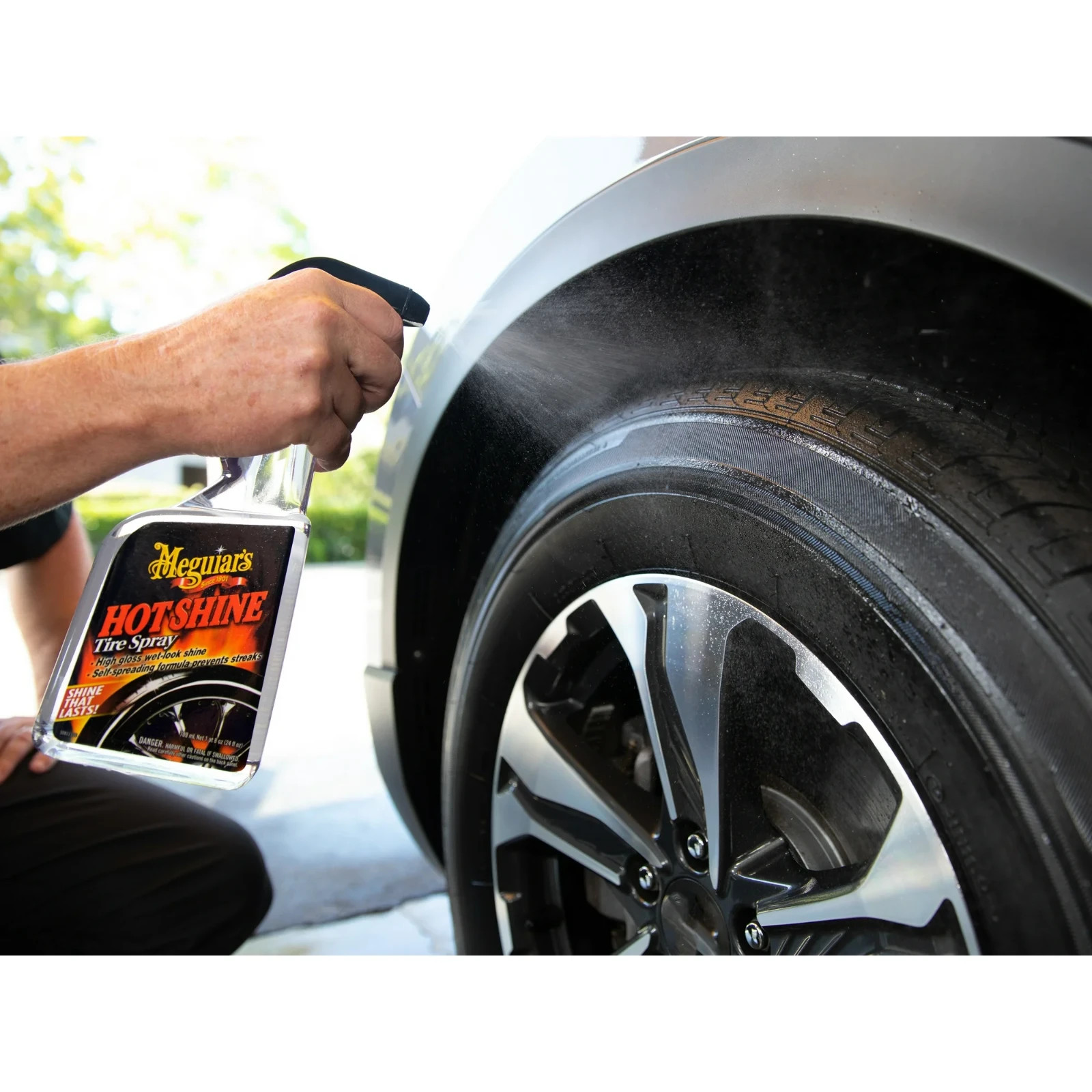 Meguiar’s Hot Shine Tire Spray, High Gloss Wet Look Shine, G12024, 24 oz