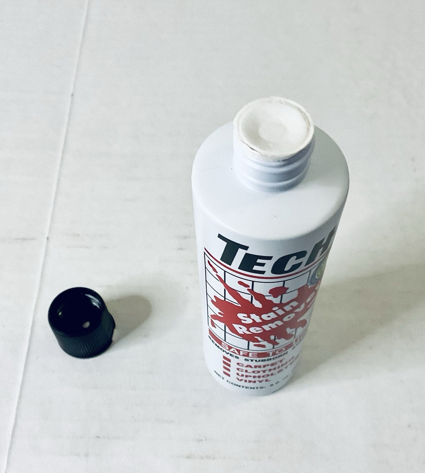 TECH STAIN REMOVER FOR STUBBORN STAINS SAFE TO USE 8 FL OZ