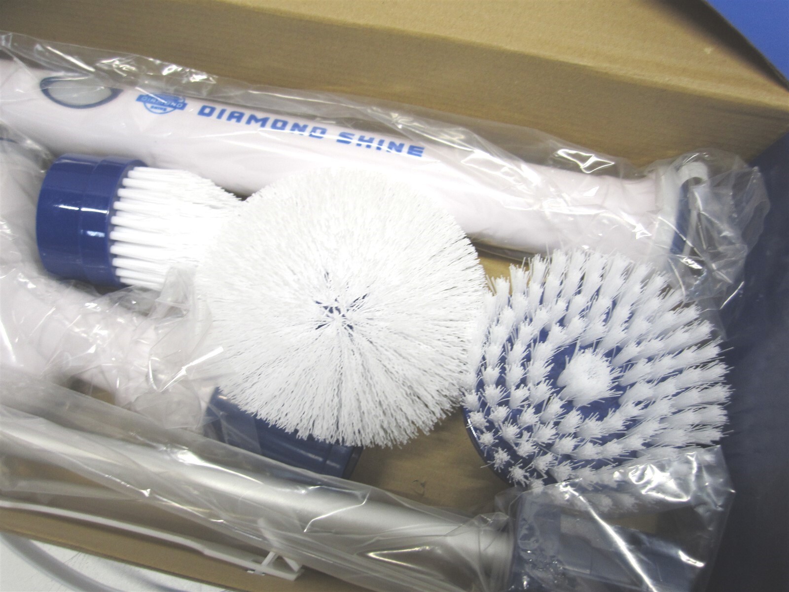 Diamond Shine Turbo Electric Spin Scrubber with 3 Brush Heads