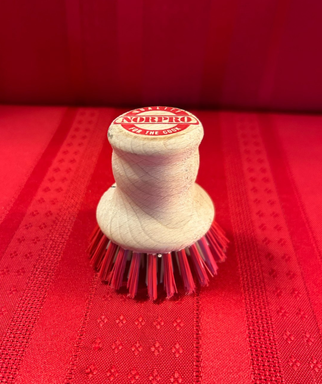 Norton Vintage Wooden Cleaning Brush~Decorative, 3″x2″, New/Excellent Condition