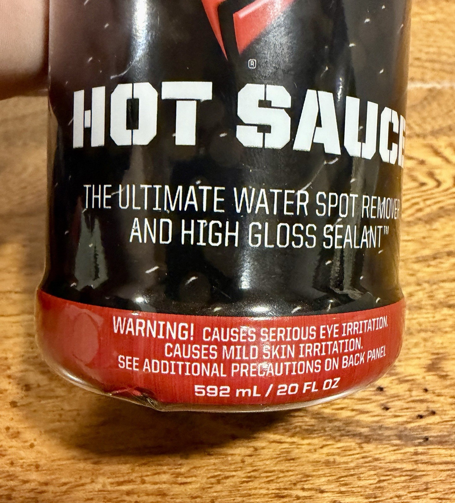 (2) Hot Sauce Premium Hard Water Spot Remover w/High-Gloss Sealants 20oz. Read!