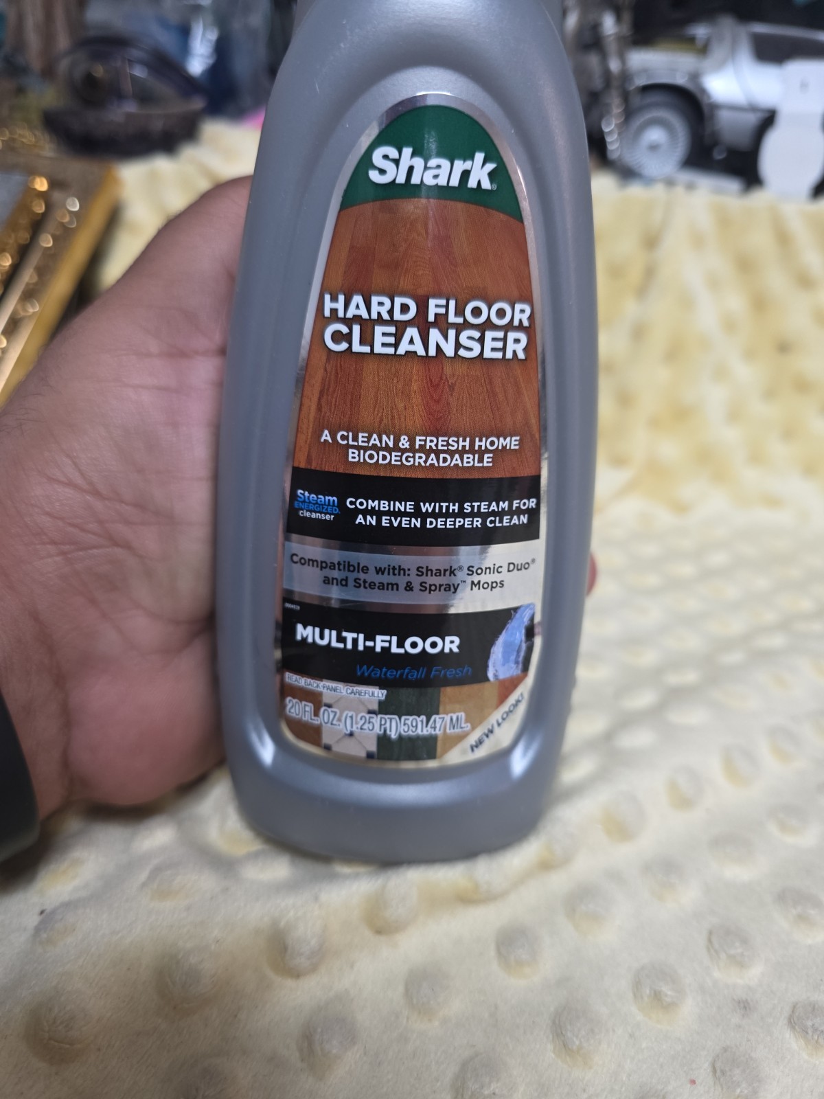 OEM Shark Hard Floor Cleanser Multi-Floor 20oz Waterfall Fresh Biodegradable NEW