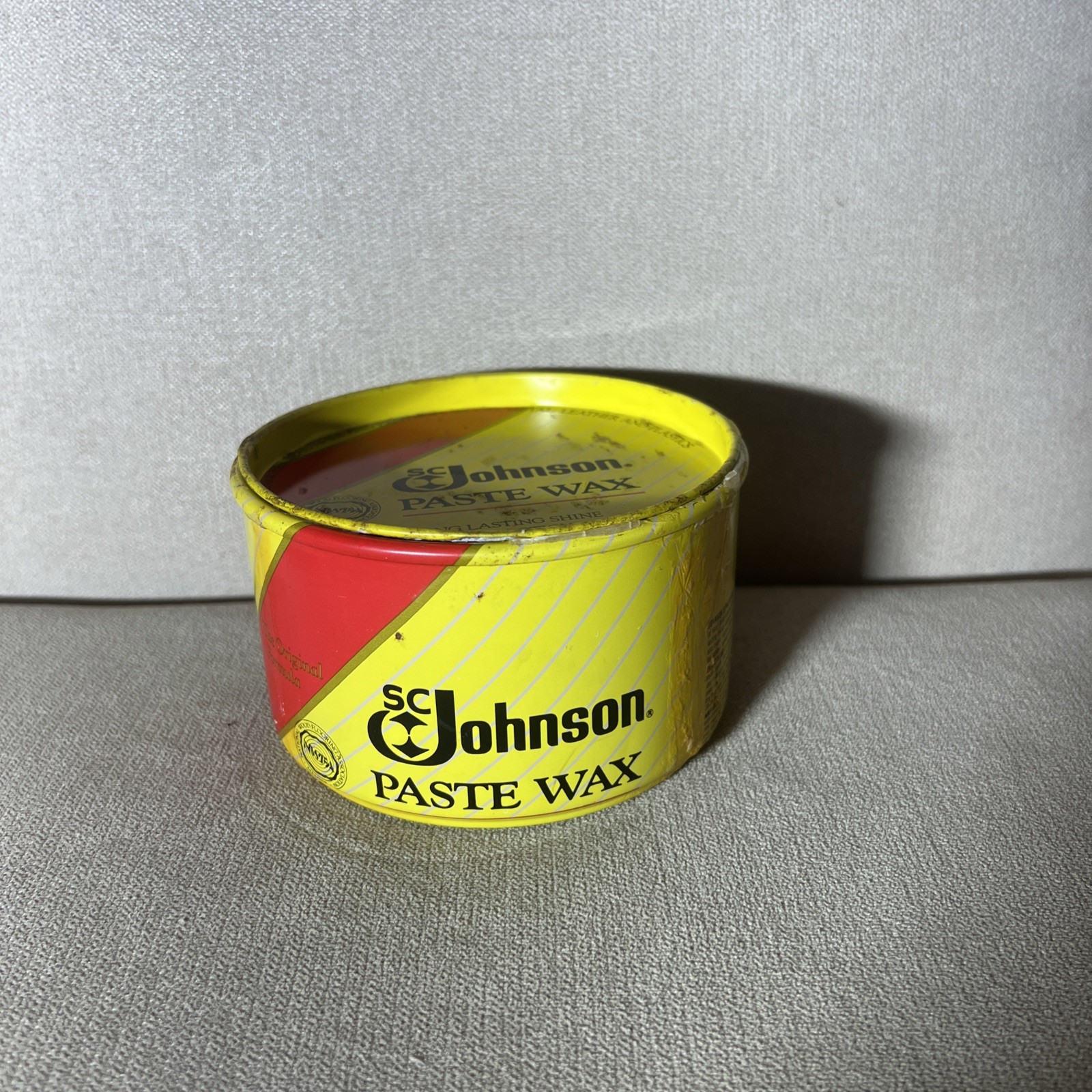 SC Johnson Paste Wax Original Formula Container 1 Lb 99% Full – DISCONTIUNED
