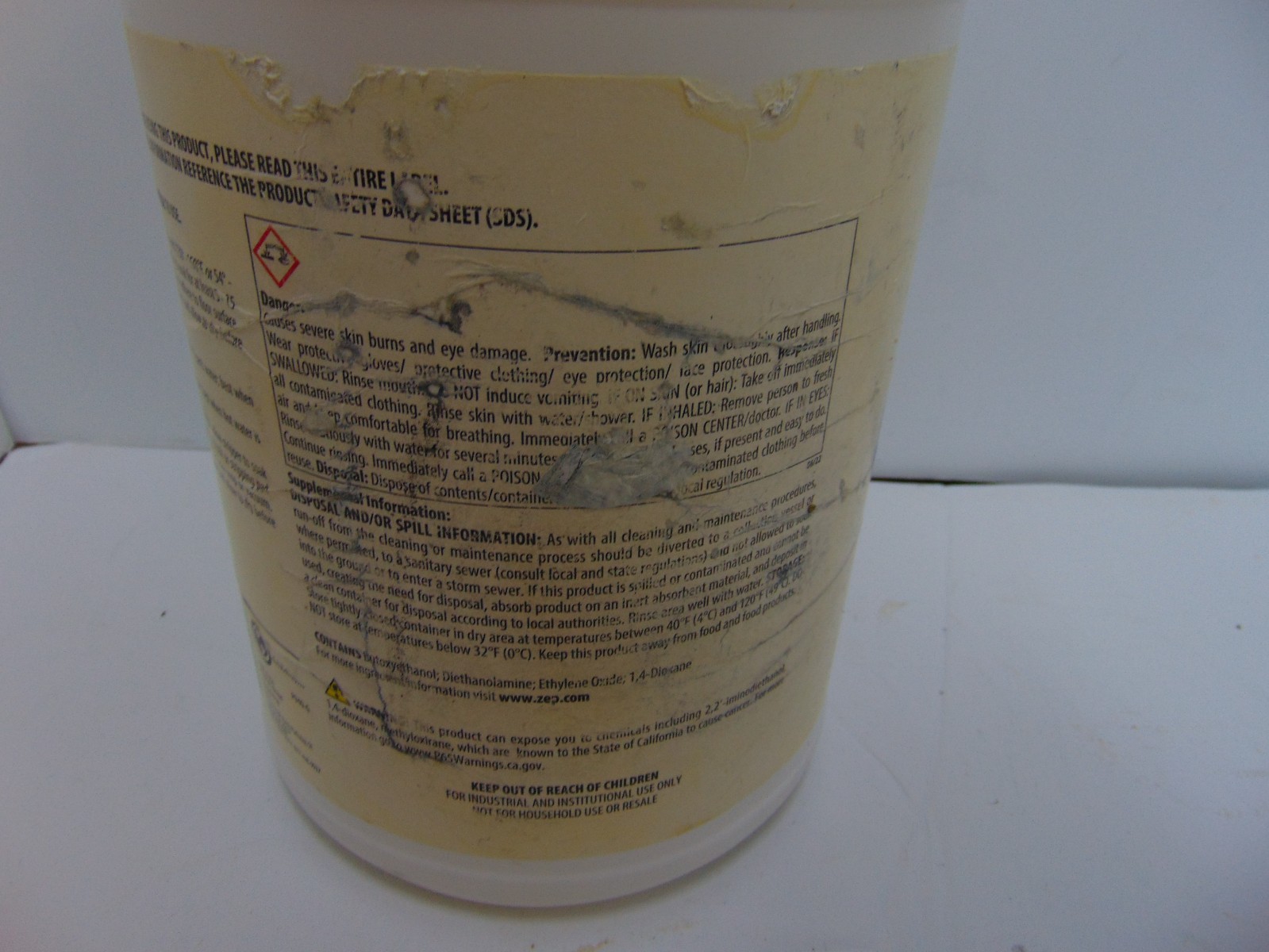 Zep Strip Ease Water Based Heavy Duty Floor Stripper 1 Gallon