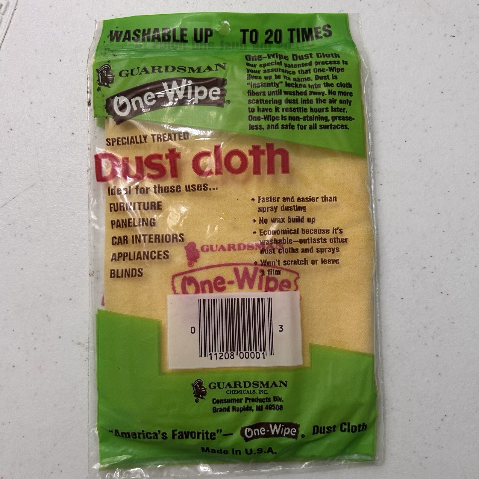 Vintage Guardsman One Wipe Dust Cloth 14×18 Dusting Movie Prop 80s