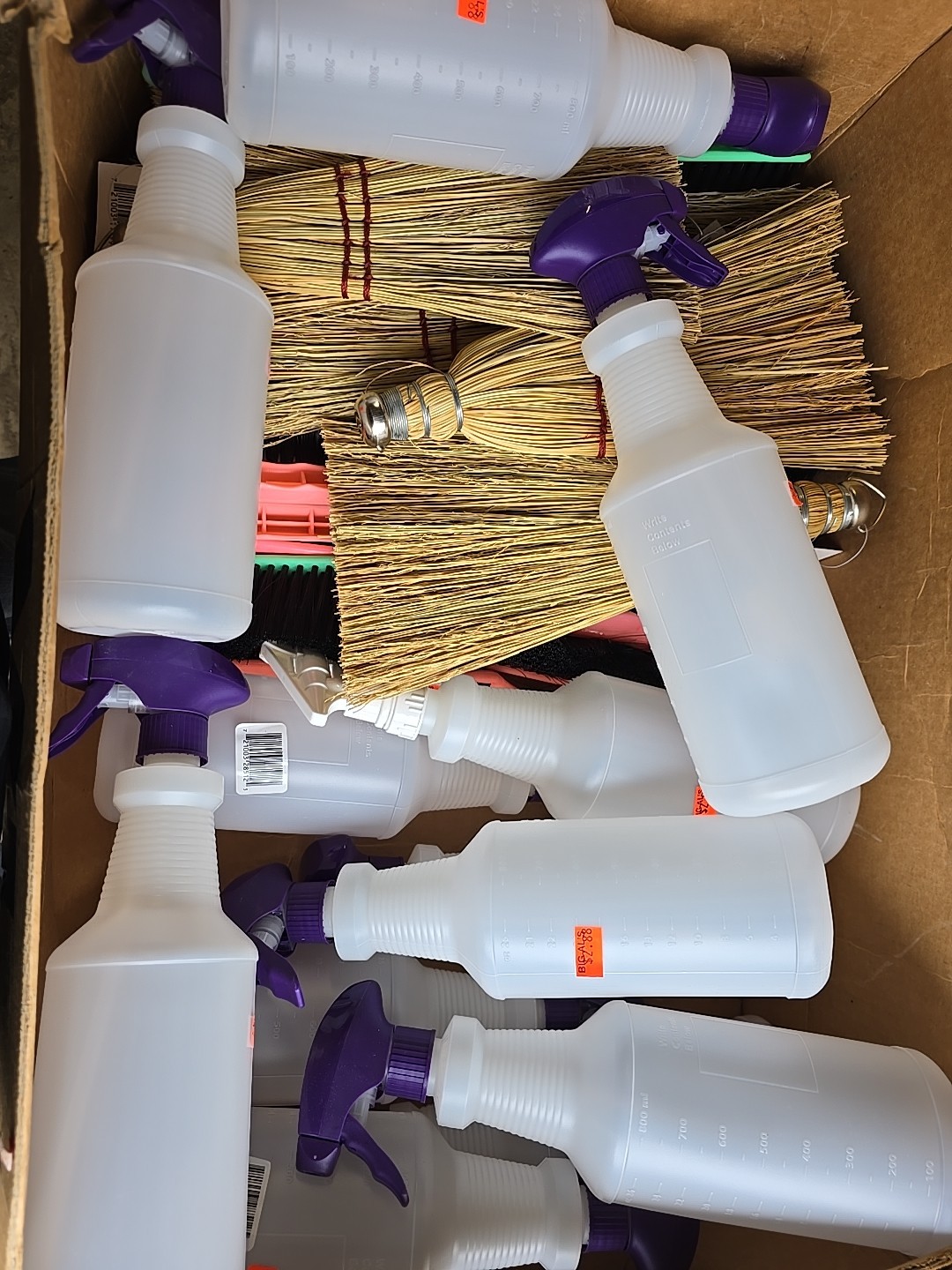 Lot Of Cleaning Items