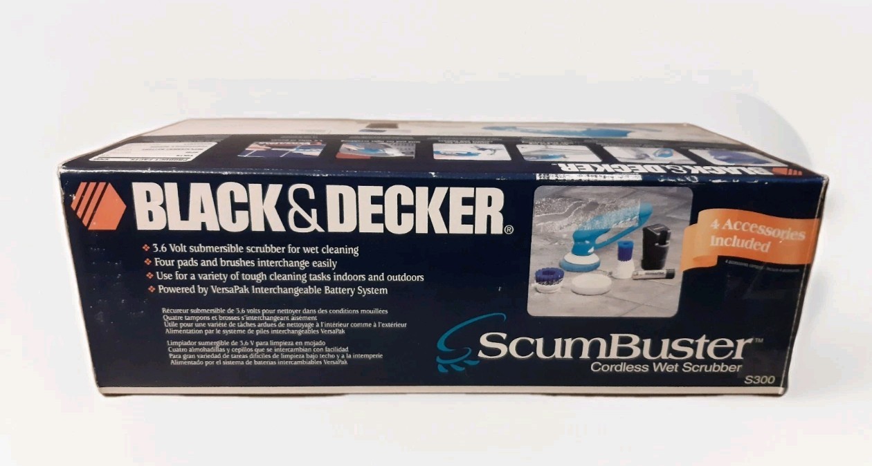 VTG. Black & Decker ScumBuster Cordless Wet Scrubber w/4 Accesories & 4 Pads New