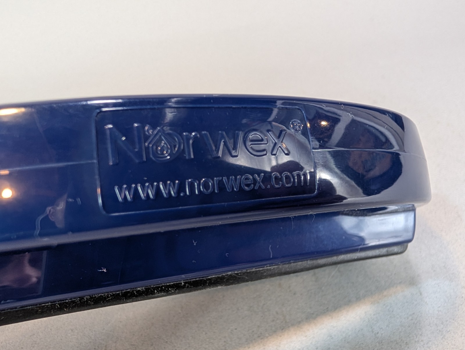 Norwex Rubber Brush Cleaning Scrub Furniture Pet Hair 357010 Blue Ergonomic