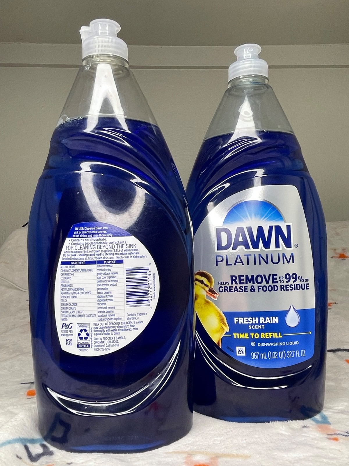 (4-PIECE) Dawn Platinum Liquid Dish Soap, 32.7 fl oz x 2 • Fresh Rain Scent •