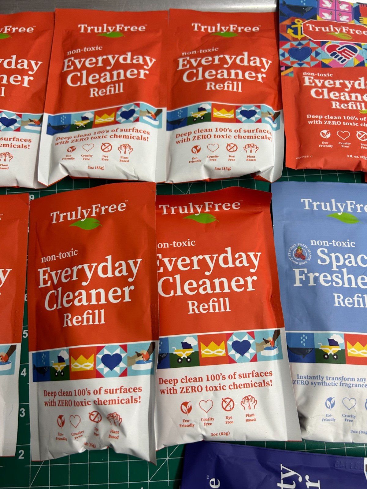 13-pack Truly Free Non-Toxic Everyday Cleaner Heavy Duty Degreaser Refill 3 oz