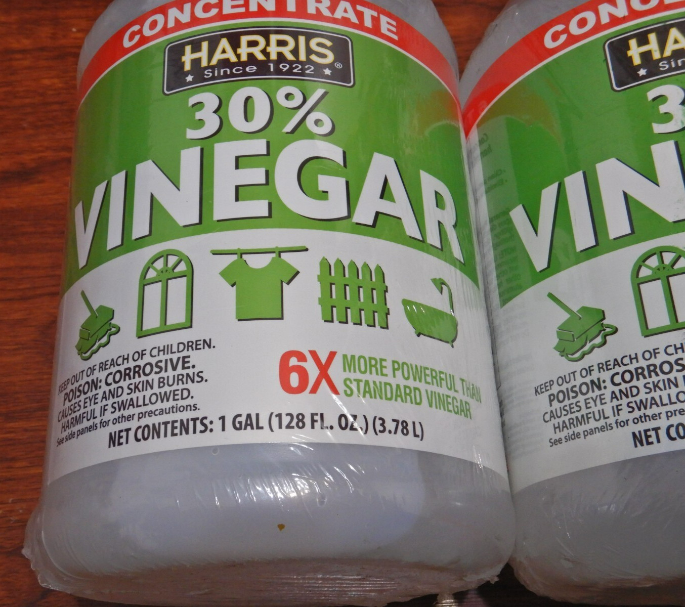 (2) Harris 30% Vinegar All Purpose Cleaner Concentrate 1 Gallon Each
