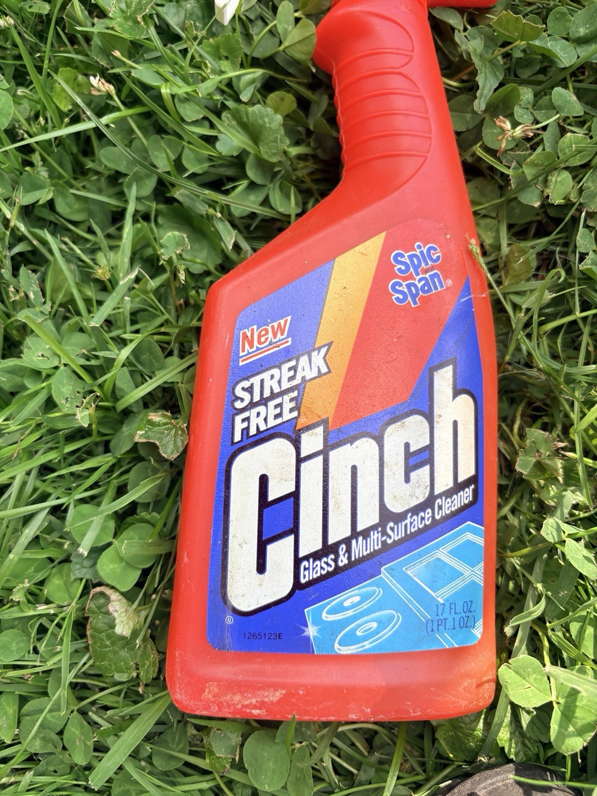 1991 Spic and Span Cinch Cleaner 17oz Red Spray Bottle Full Vintage retro
