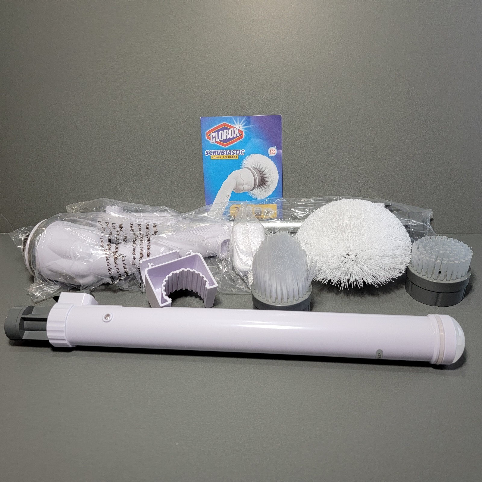 Clorox Deluxe Scrubtastic Power Scrubber 39″ Reach 3 Brush Heads Rechargeable