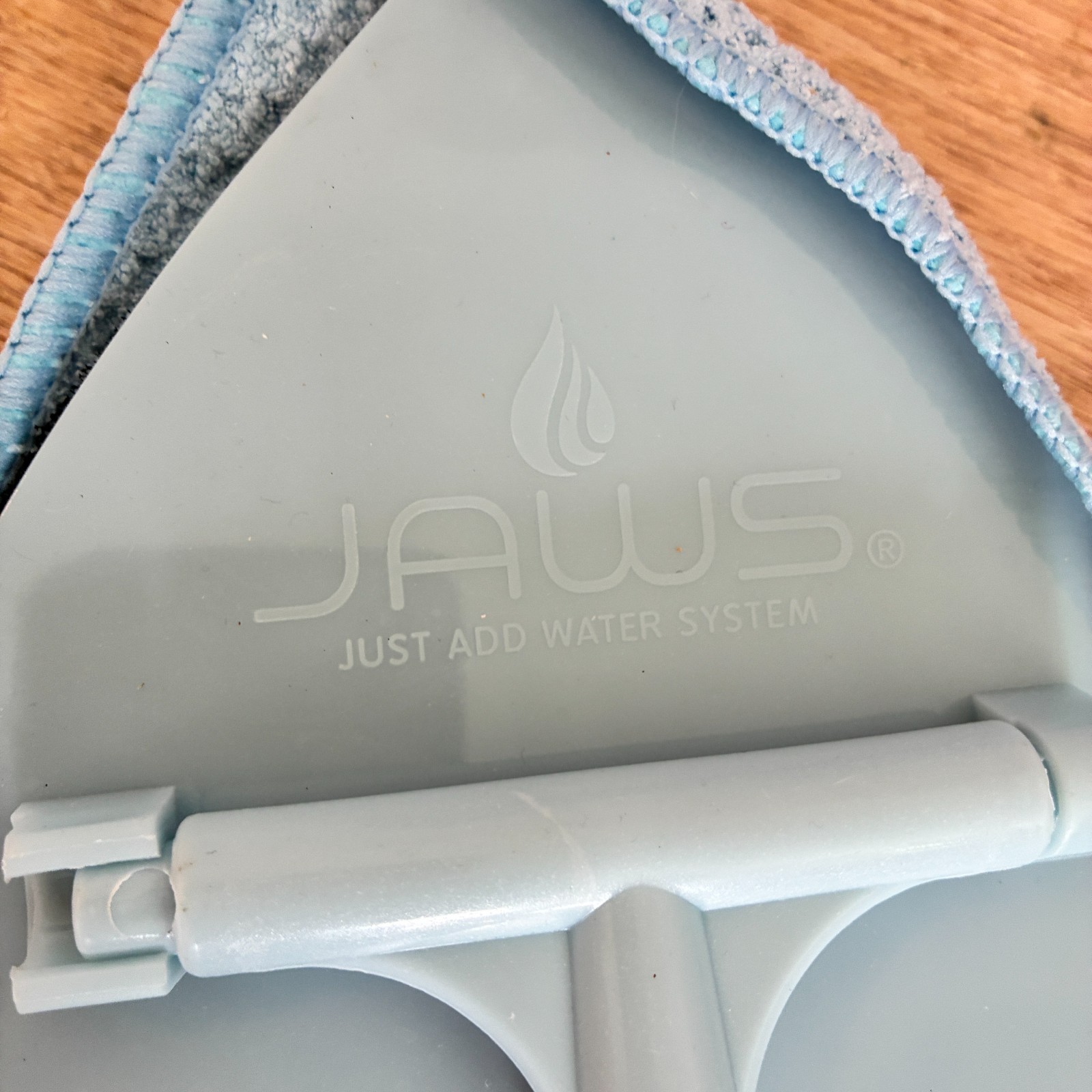 Jaws Cleaning System Lot of 15 Refillable Bottles Refill Pods Glass Max Scrubber