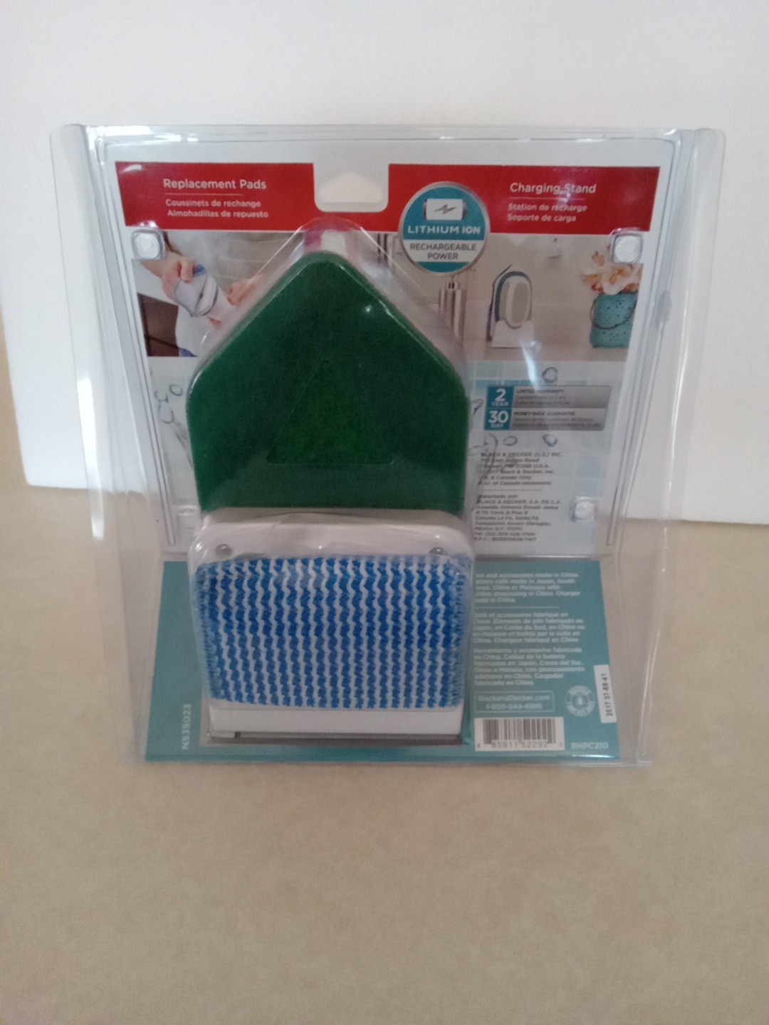 Black & Decker Scumbuster Pro Rechargeable Powered Scrubber Pro BHPC210 NEW