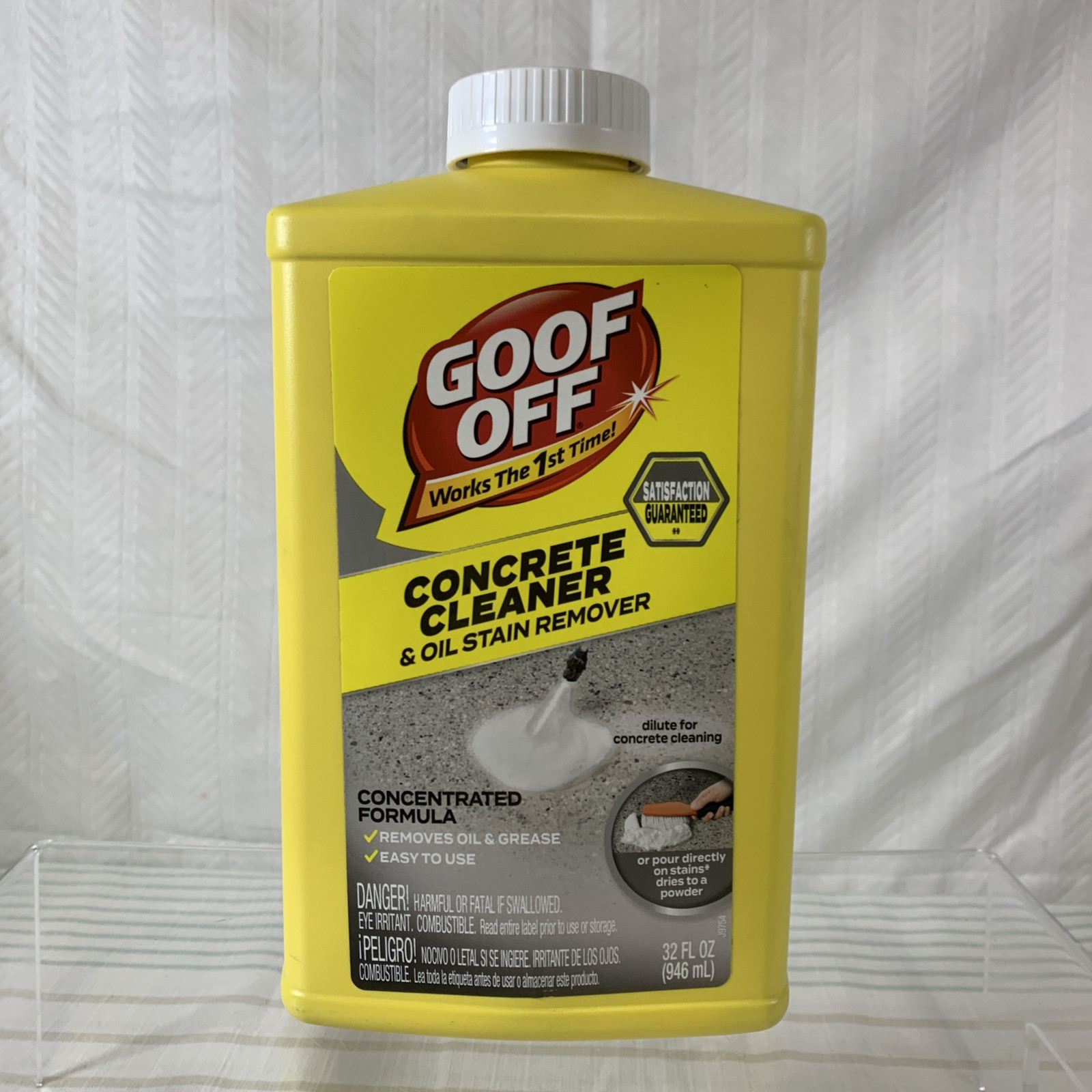 Goof Off Concrete Cleaner & Oil Stain Remover 32 Fl Oz Concentrated Formula