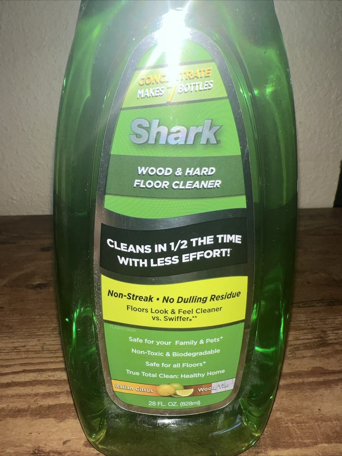 Shark Wood/Hard Floor Cleaner Italian Citrus 28 Oz