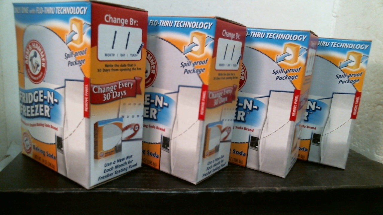 Arm & Hammer Fridge-N-Freezer Baking Soda, LOT OF 4 BOXES (00020)FS