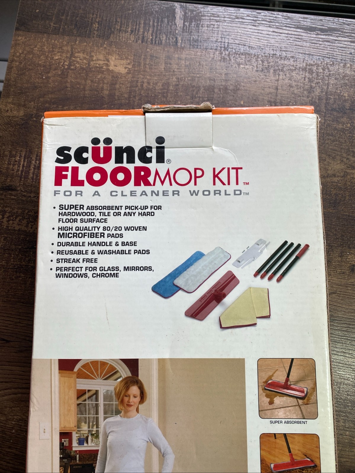 Scunci Floor Mop Kit – Micro Fiber Washable Pads Swivel Mop – NOS