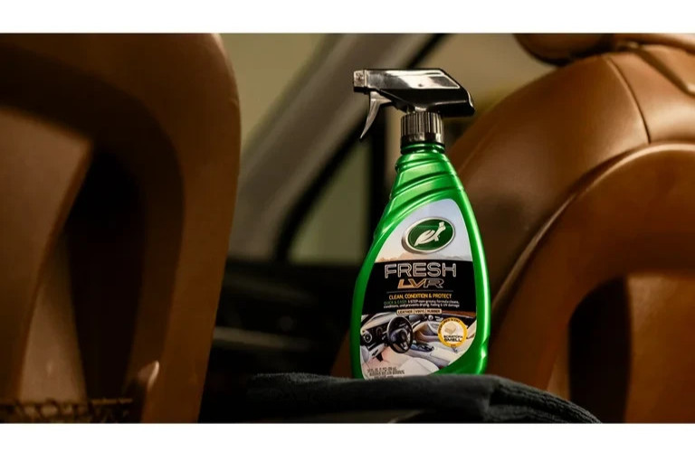 Turtle Wax Fresh LVR Leather Vinyl Rubber Conditioner Trigger Spray