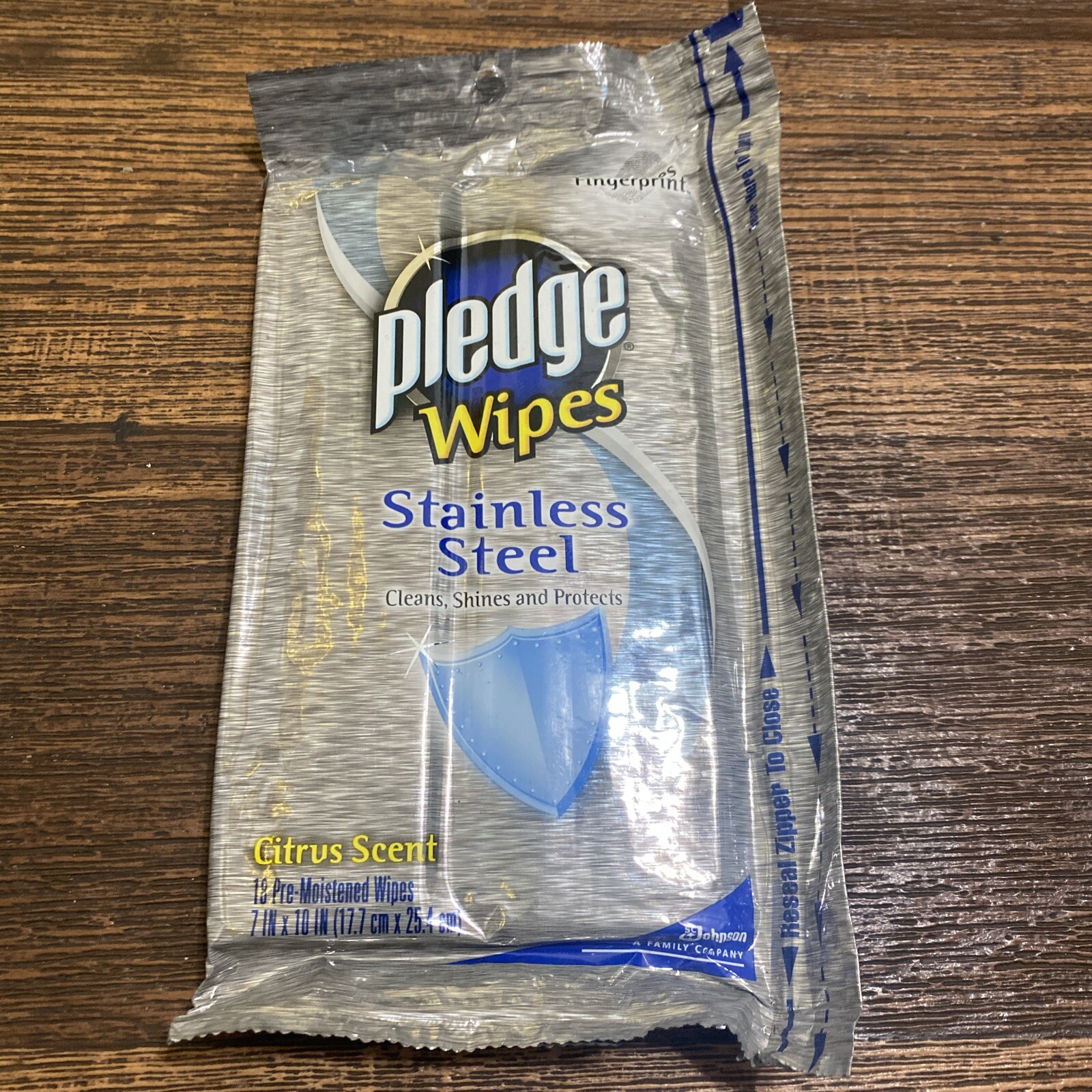 Pledge Stainless Steel Pre-Moistened Wipes 18 Count Citrus Scent – New Old Stock
