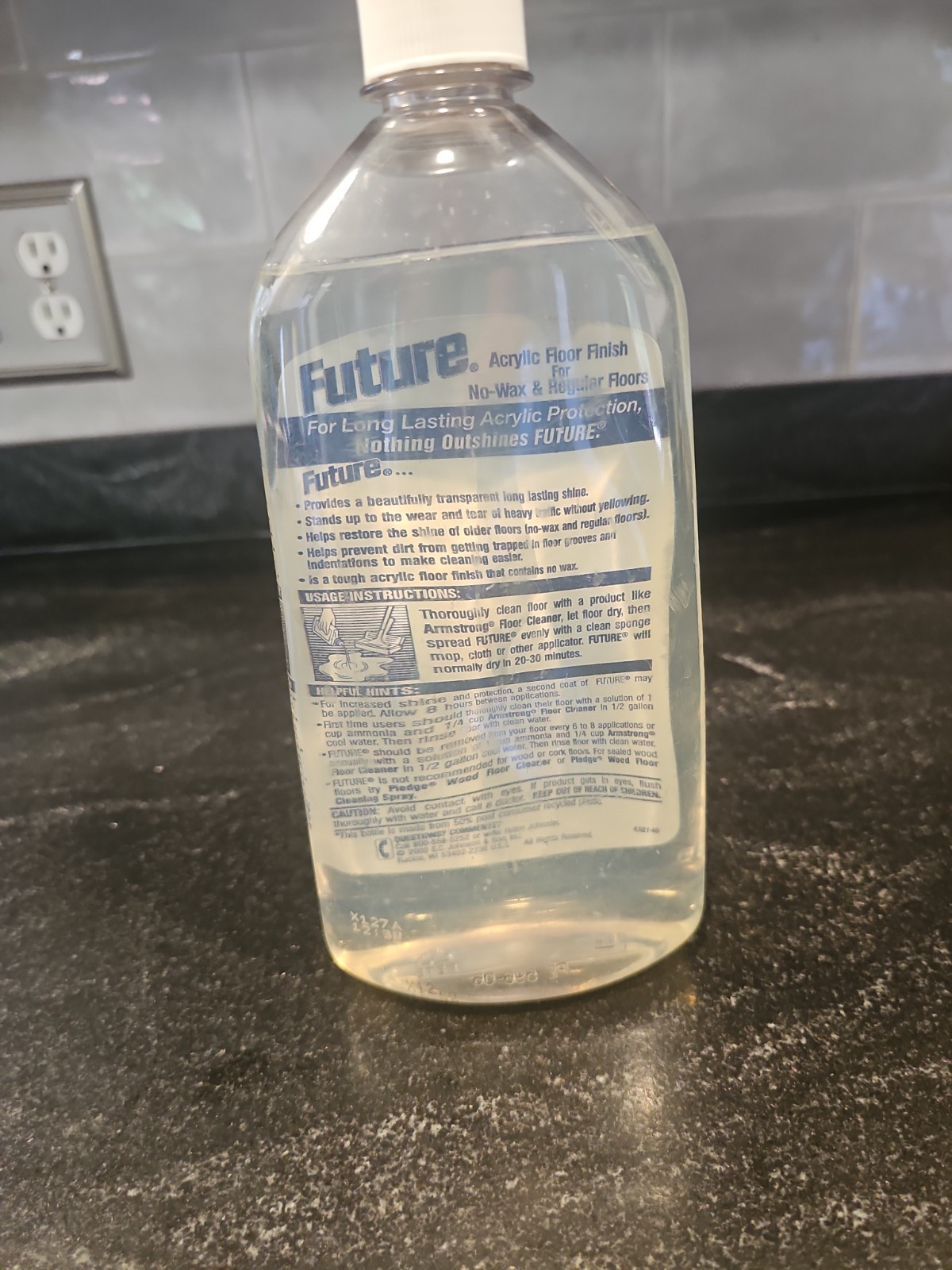 VTG FUTURE Premium Floor Finish Shine 27 oz SC Johnson Wax 1993 Bottle Full NEW!