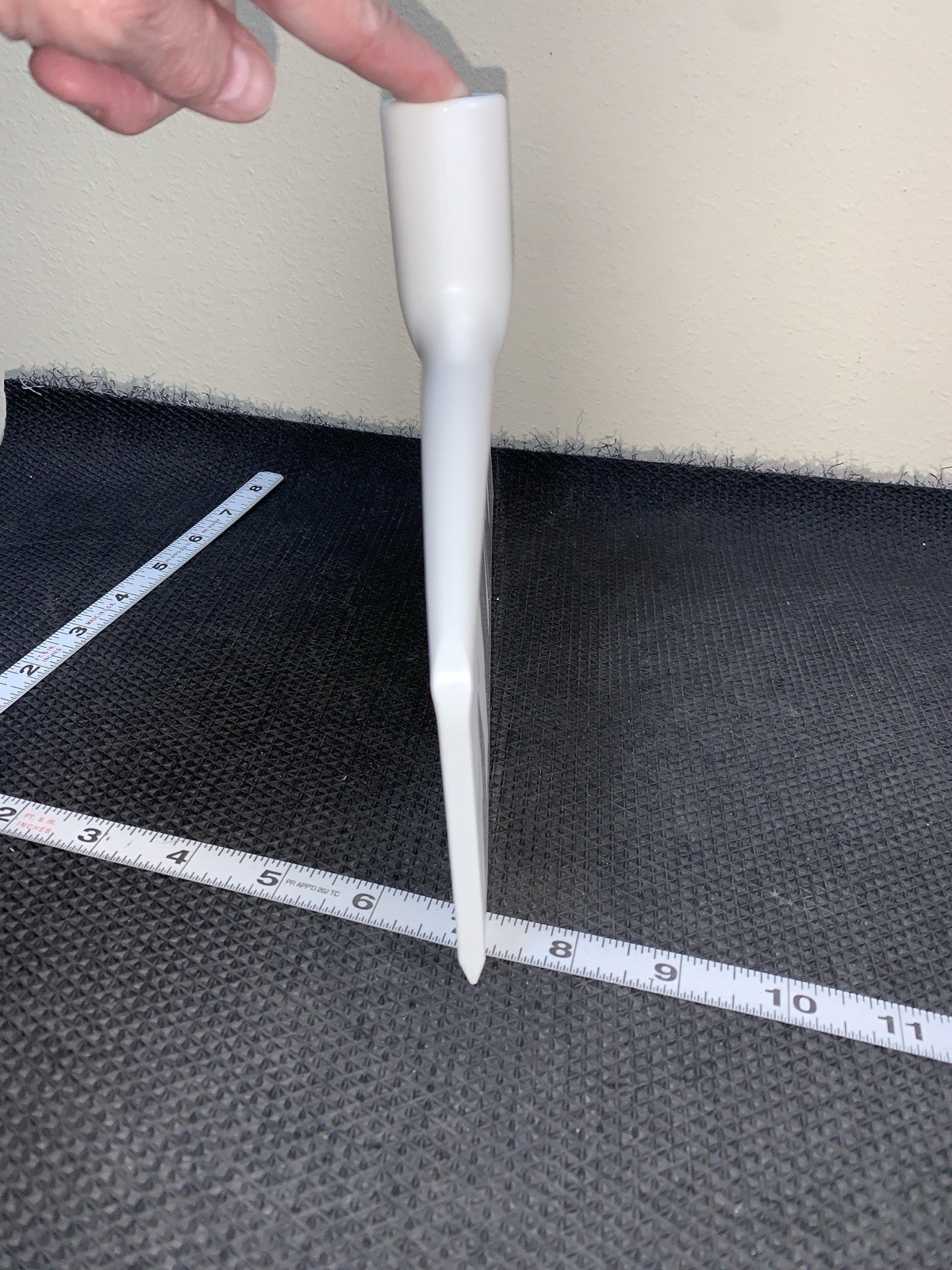 Vikan Remco Nylon Floor Scraper – White – 29115