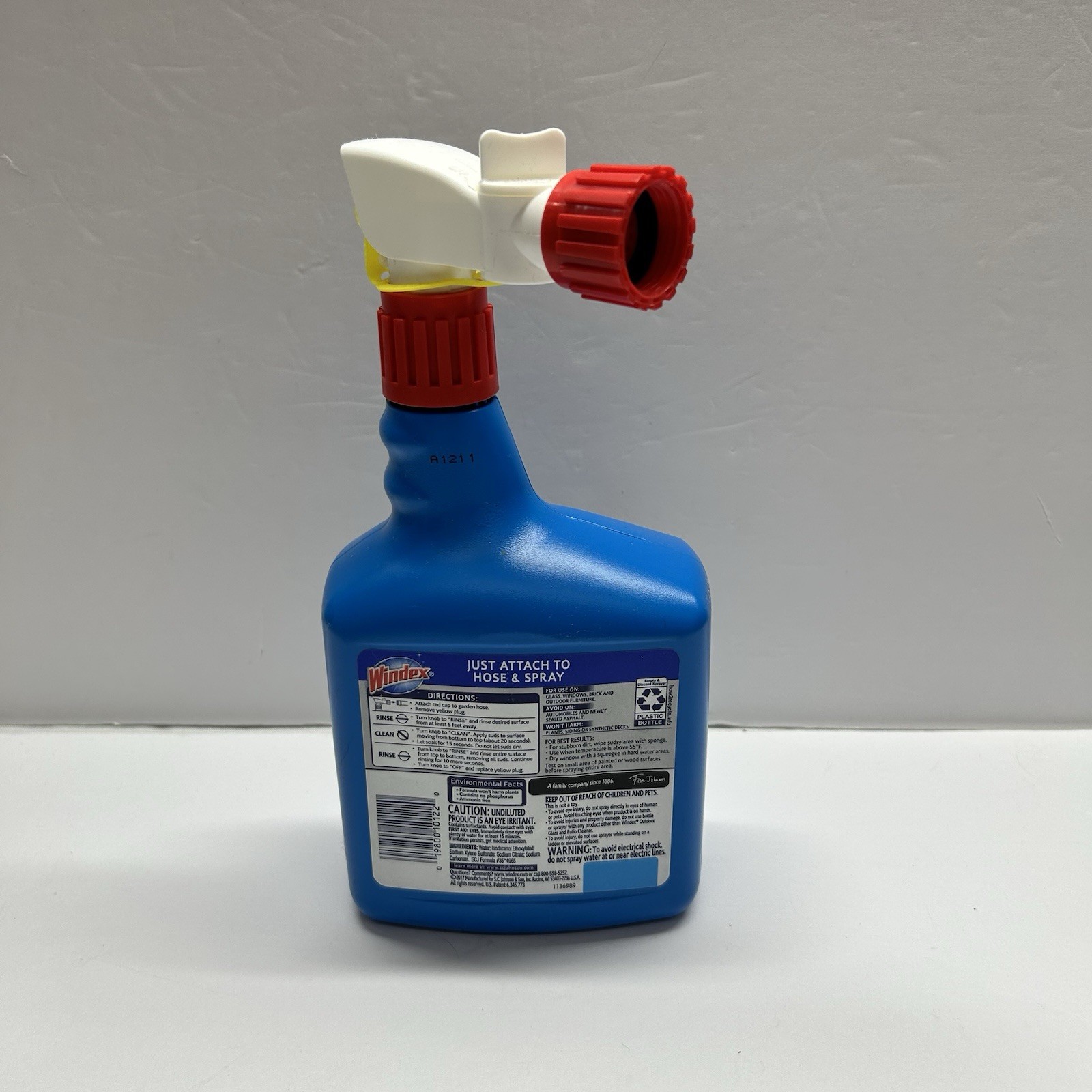 Windex Outdoor Glass & Patio Cleaner, 32 Fl. Oz., Connects to Hose End New