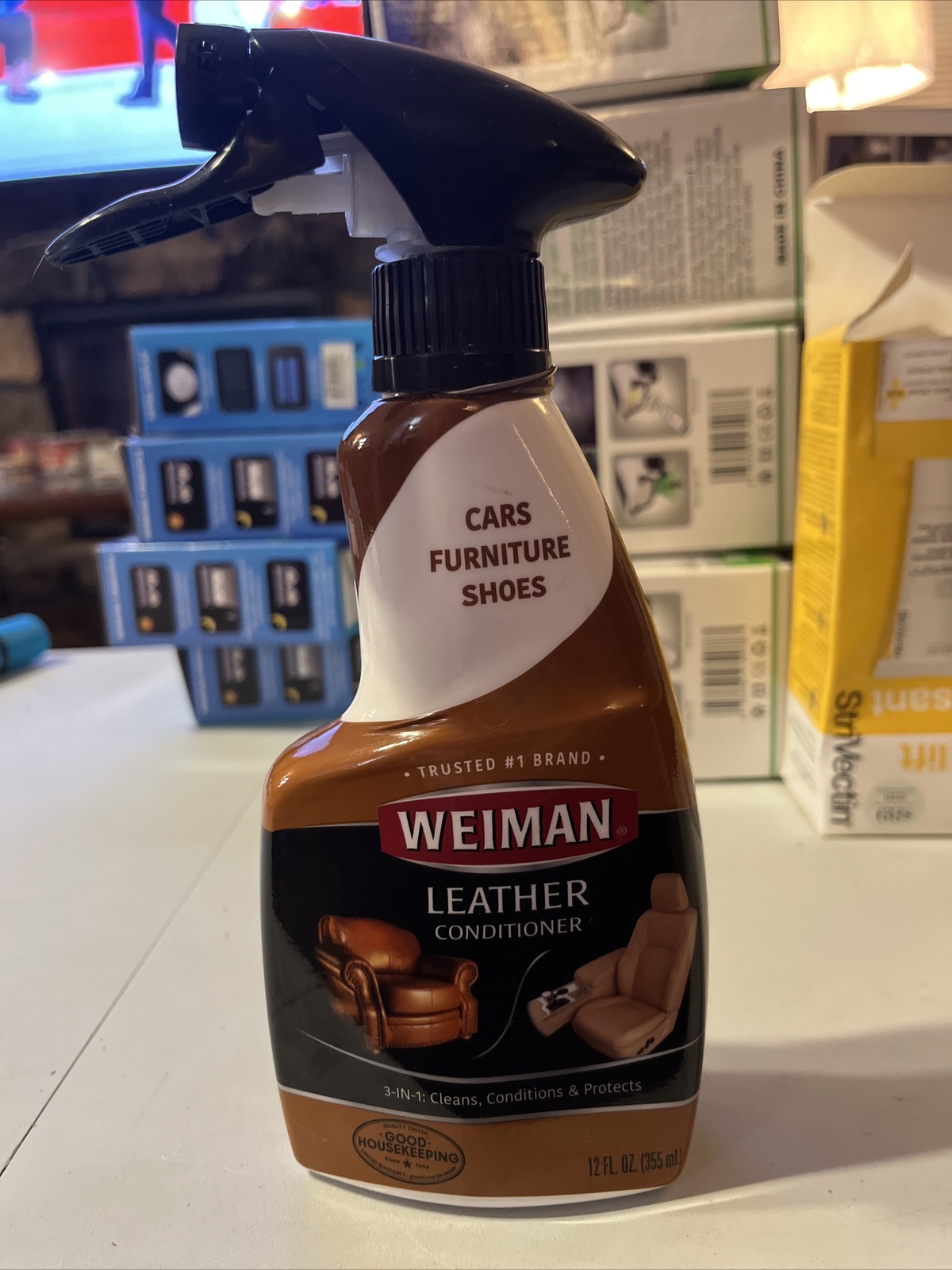 Weiman Leather Cleaner Conditioner Protect Restores Leather Surfaces 12 oz
