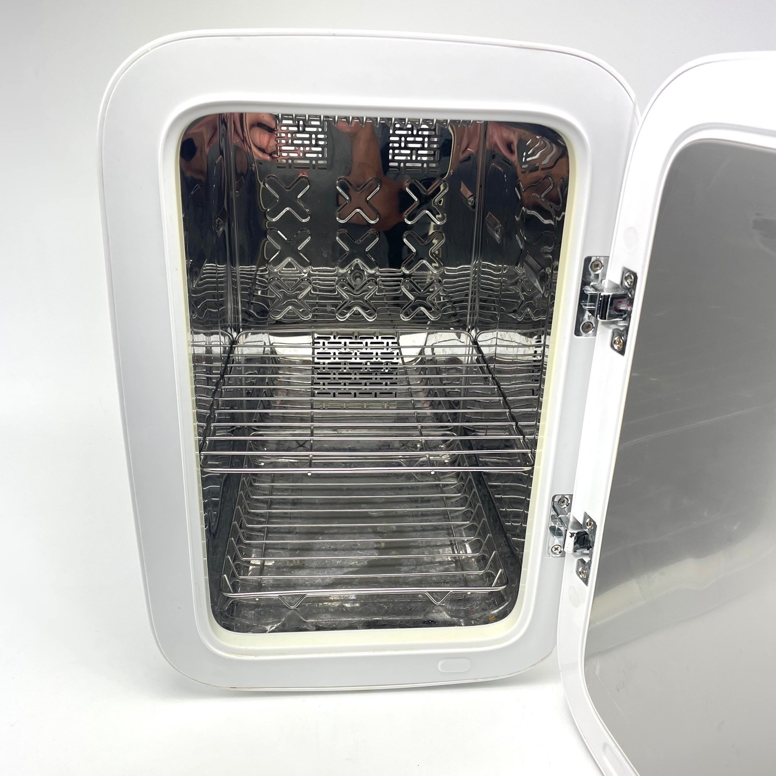 Vanelc UV Light Sterilizer Cabinet for Baby Bottles and other Items White
