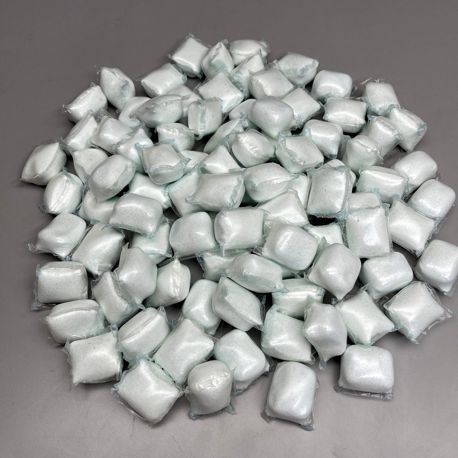 WATER FLAKES Stearns Bug Blitzer in Premeasured Packets 90 x 0.5 oz. Packets (Ne