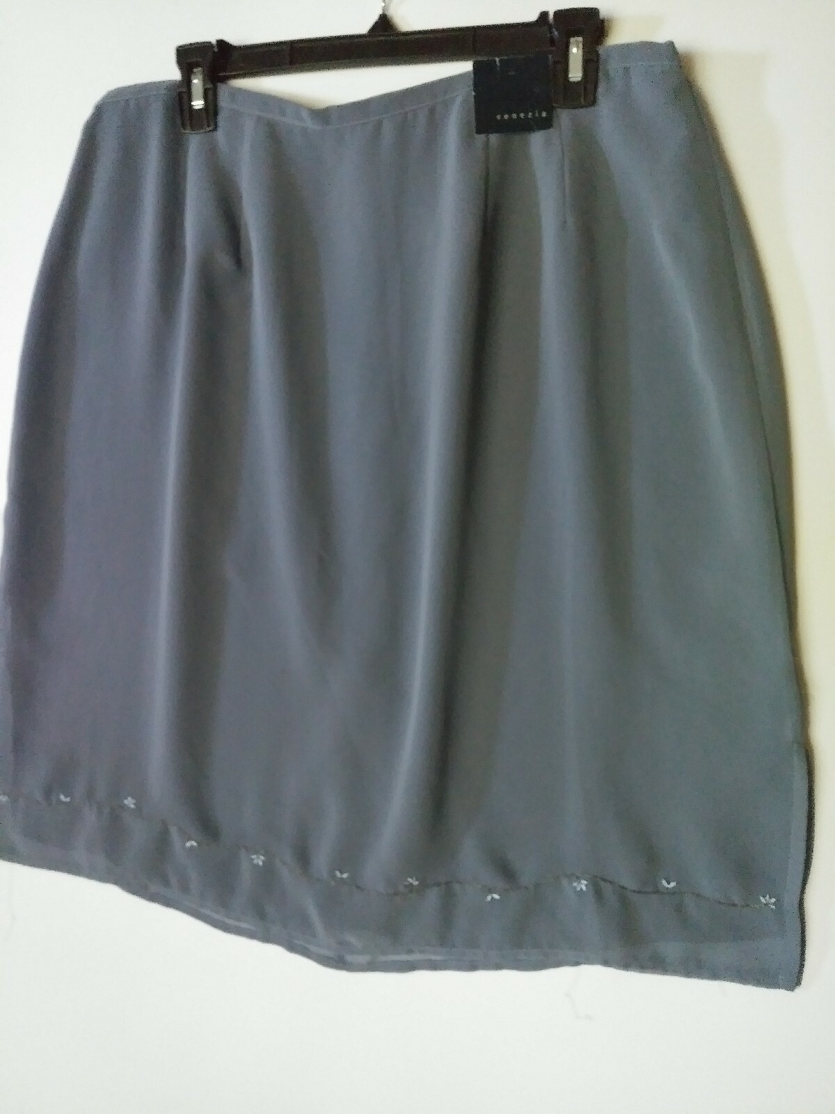 LANE BRYANT VENEZIA LINED EMBROIDERED SKIRT SIZE 16 GRAY NWT RETAIL $42.00 #6538